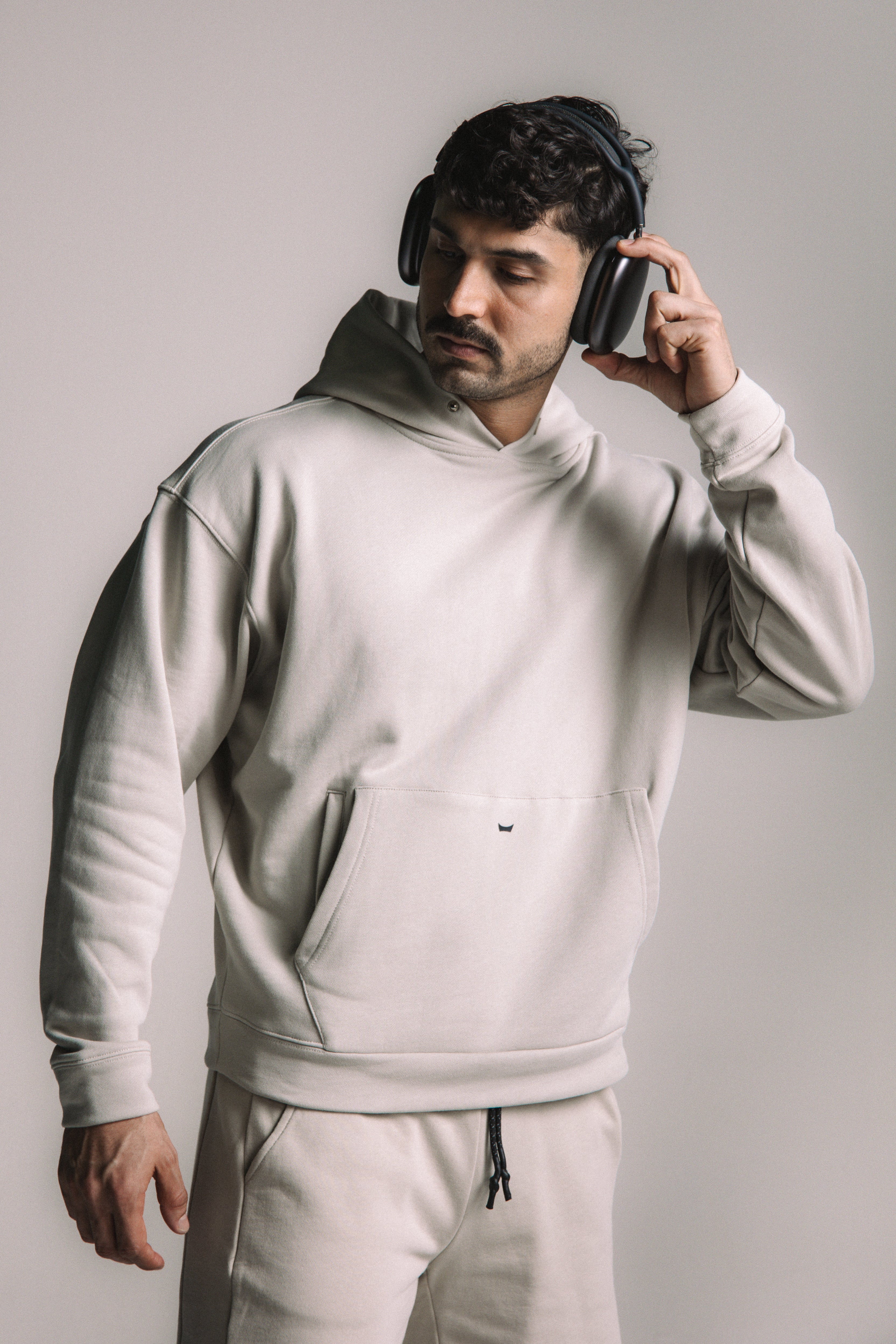 NeoTerra Oversized Hoodie - Taupe