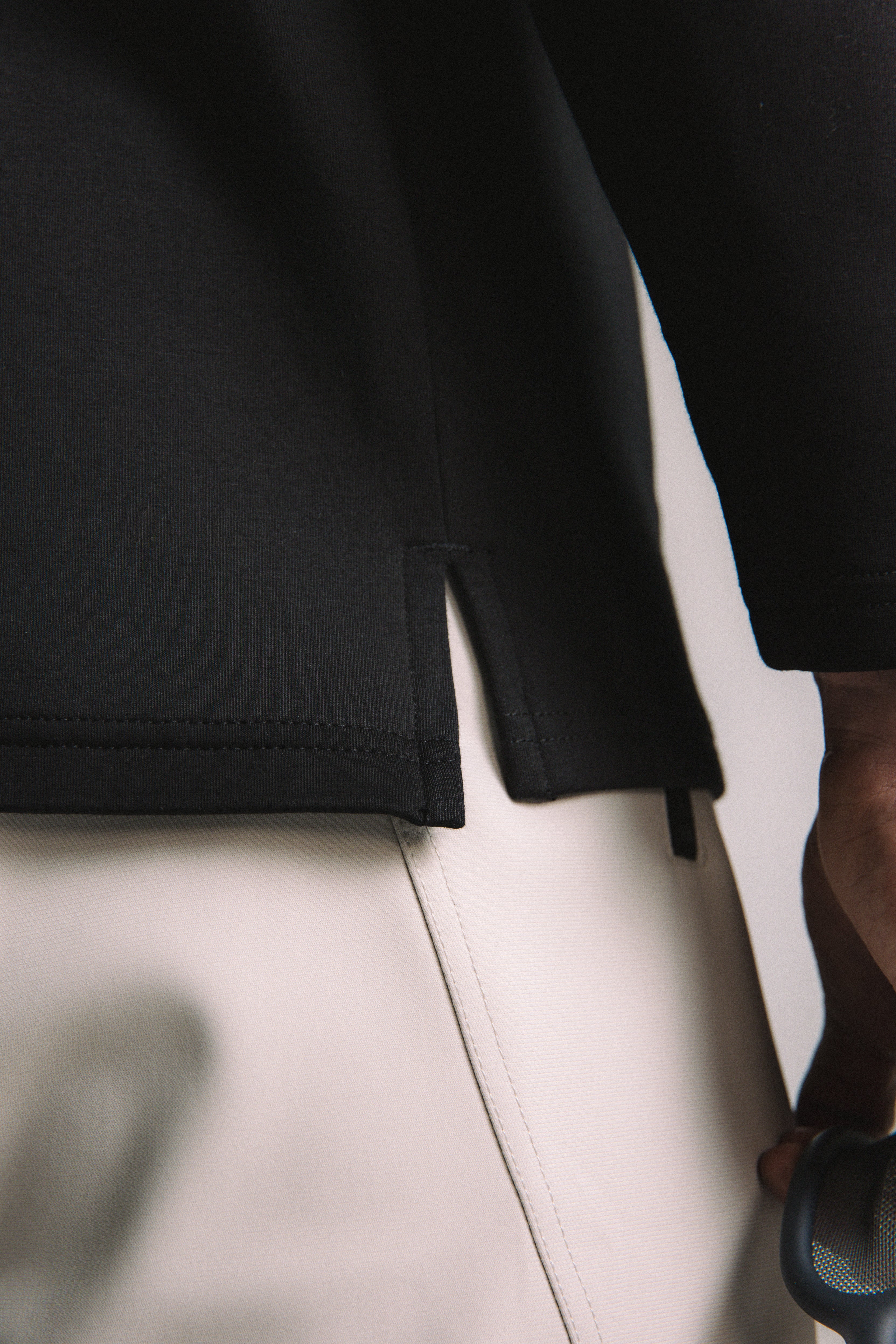 Velora Essential Hoodie - Black