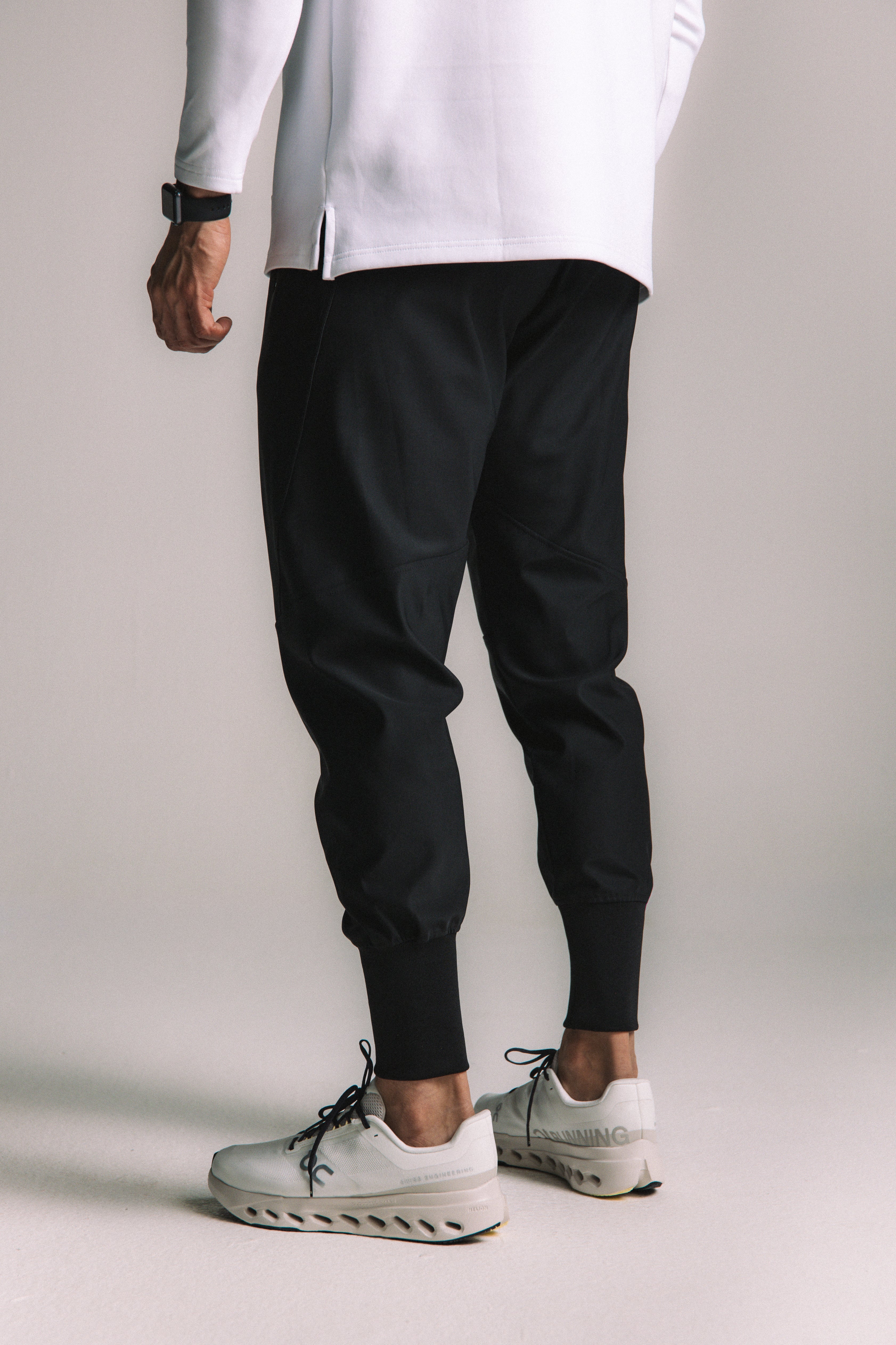 Core-Vent High Cuff Training Jogger - Black