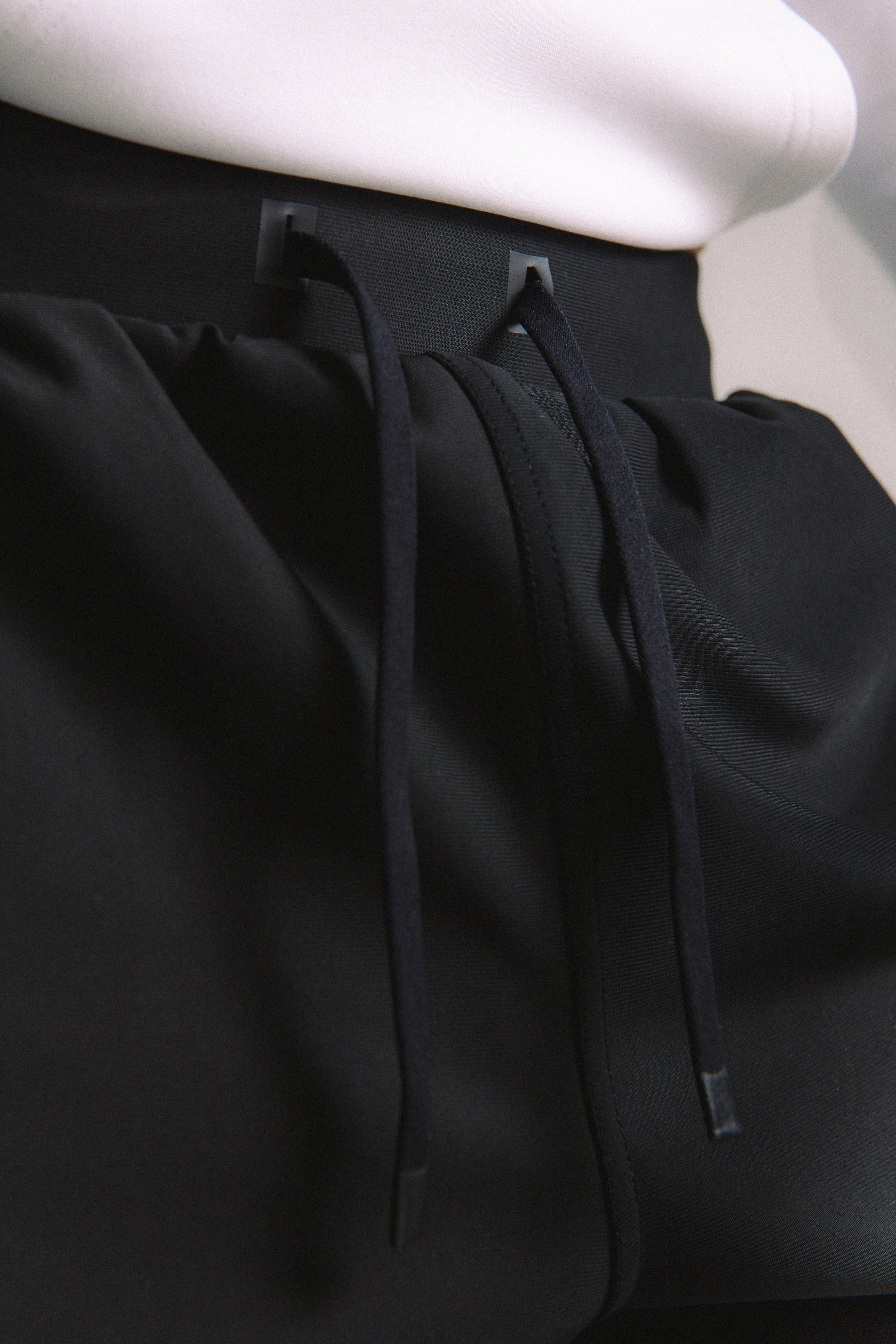 Core-Vent High Cuff Training Jogger - Black