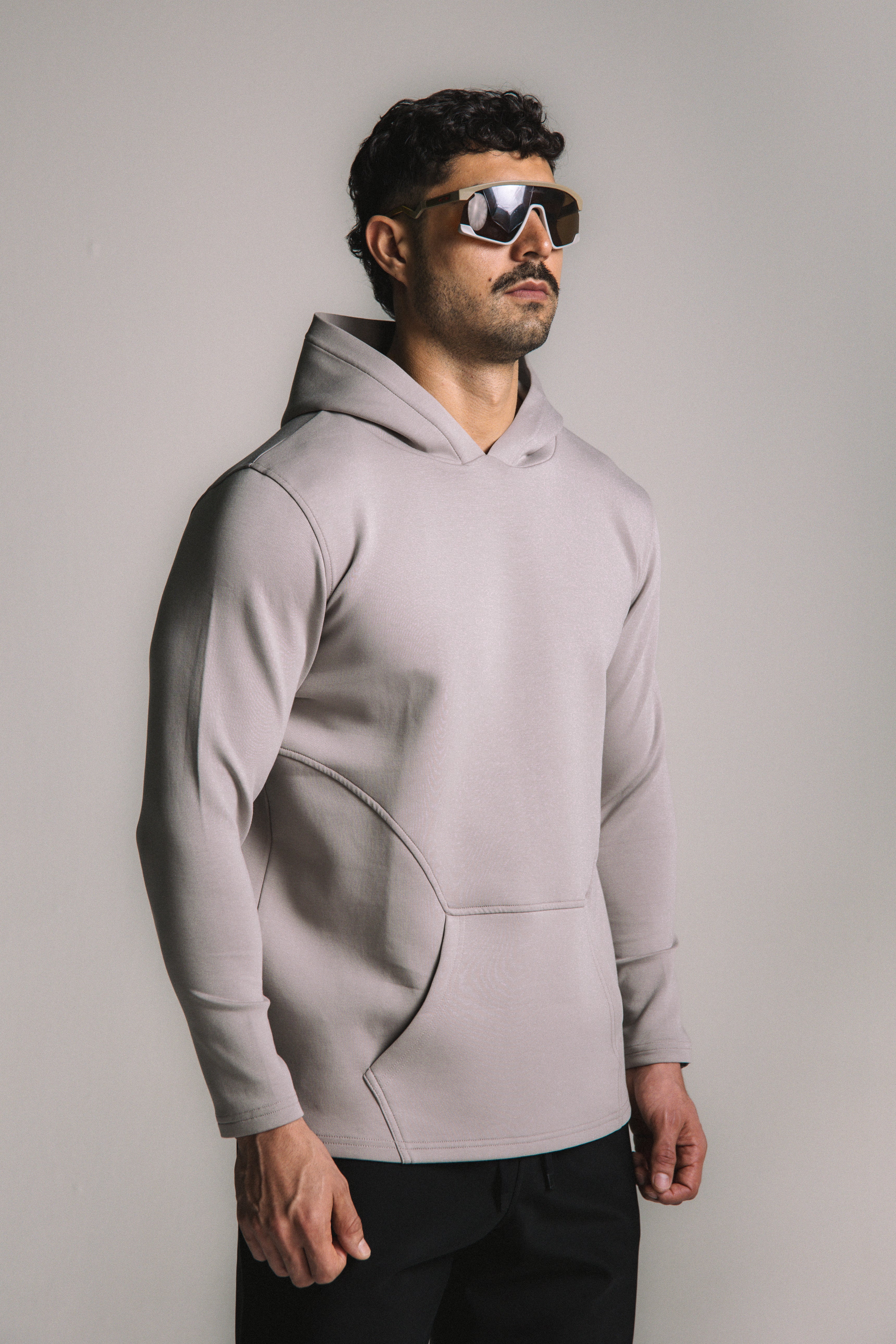 Velora Essential Hoodie - Taupe