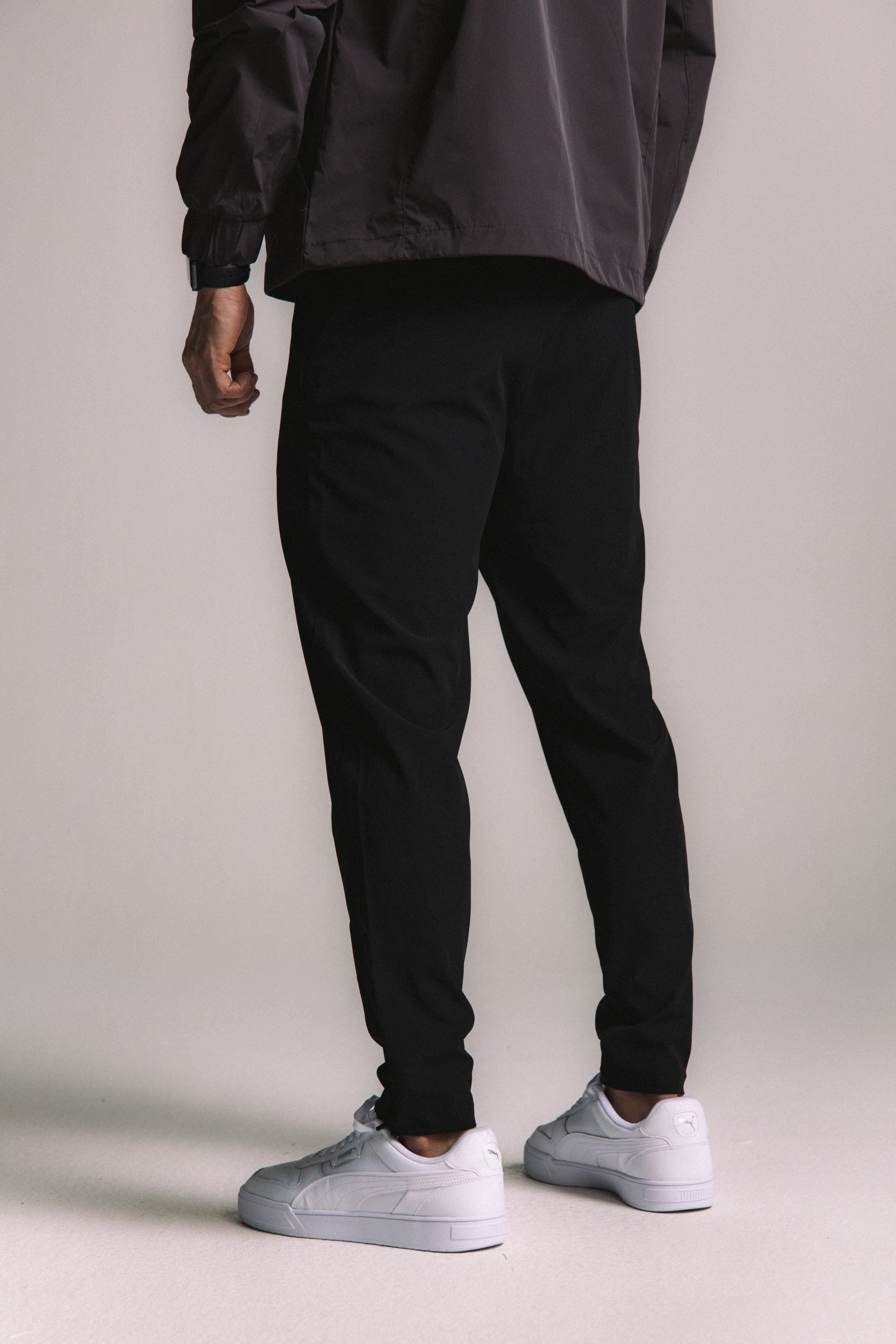 AeroLite All Day Jogger - Black