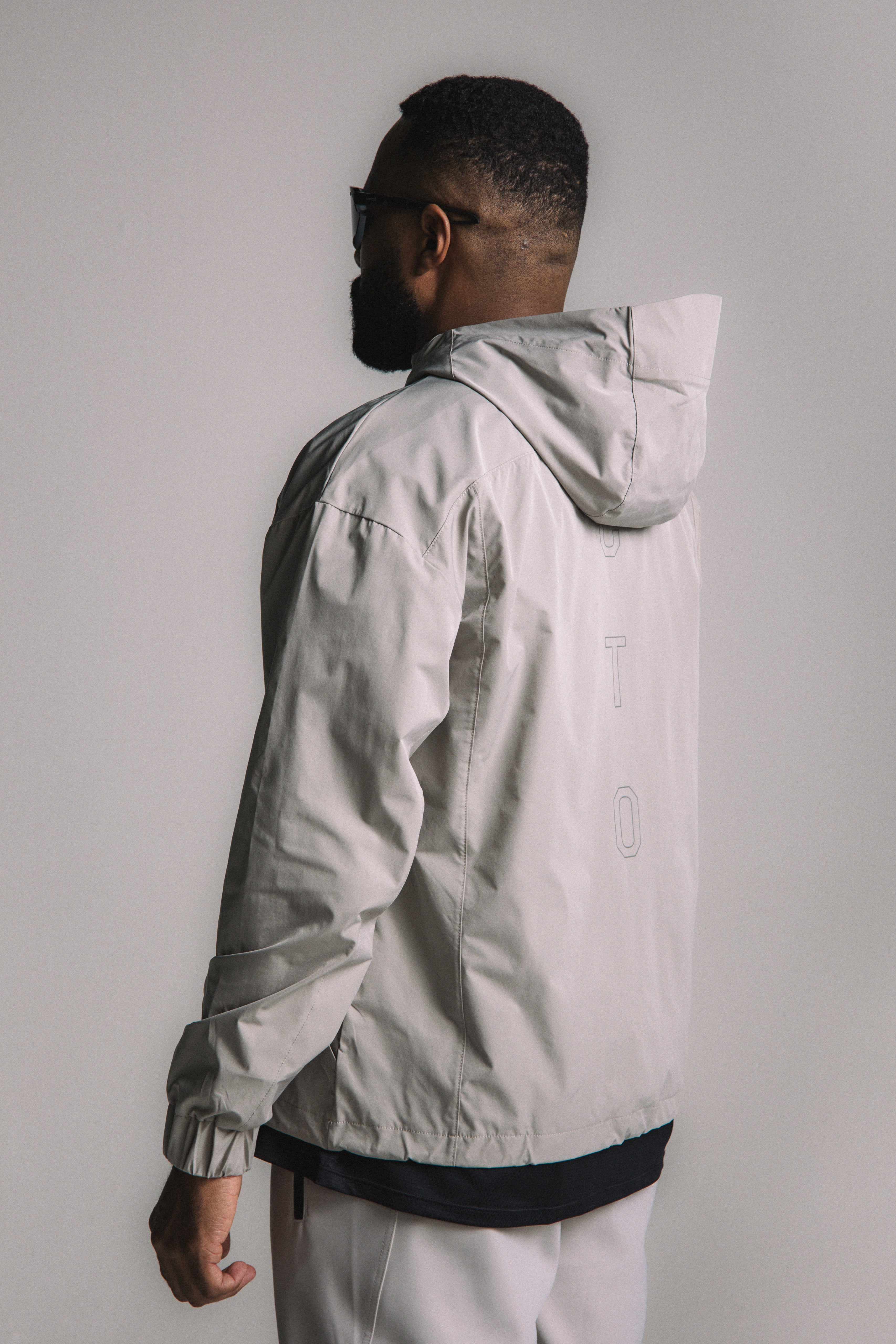 AeroShell ZipUp Windbreaker - Whisper Gray