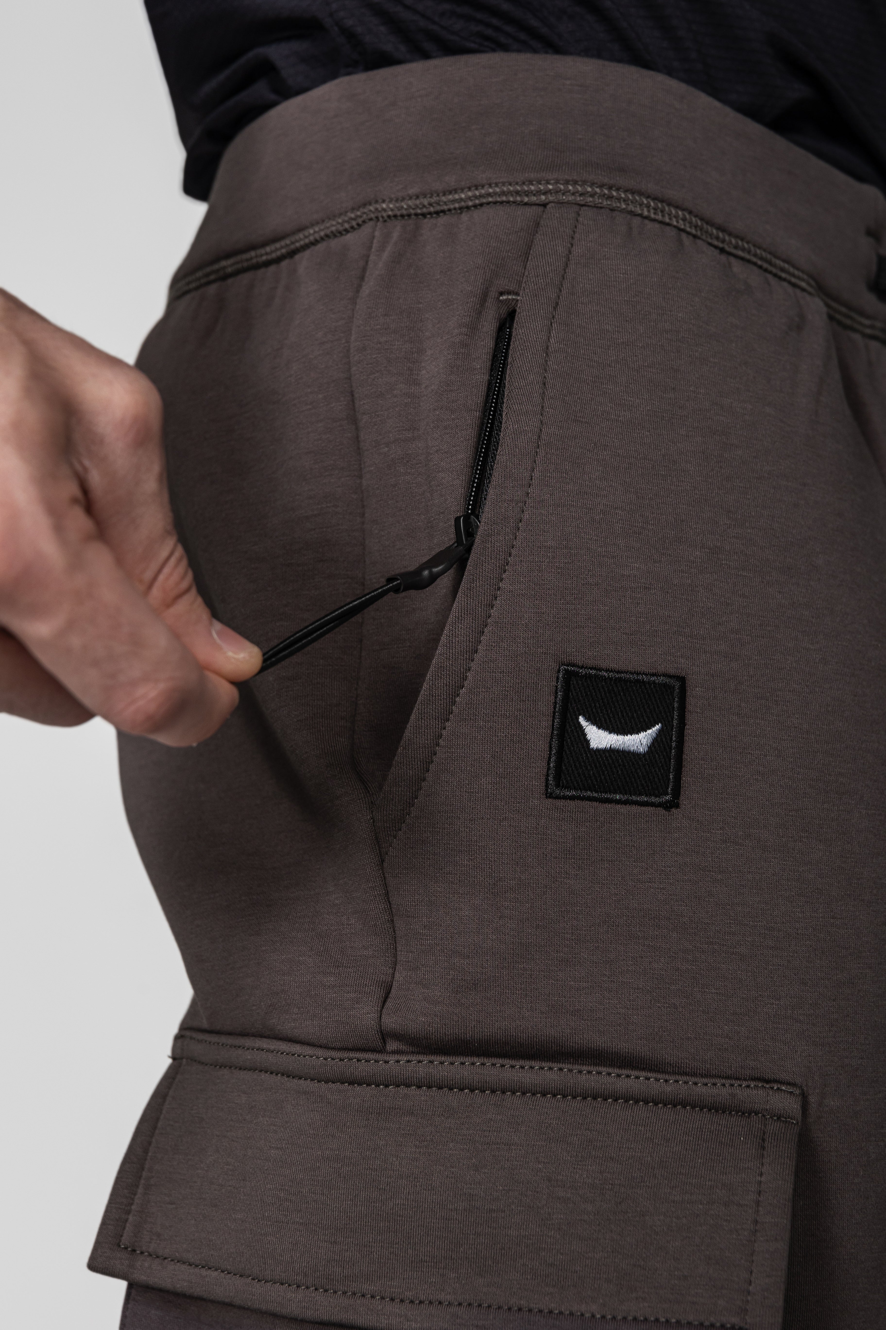 Velora Jogger - Charcoal