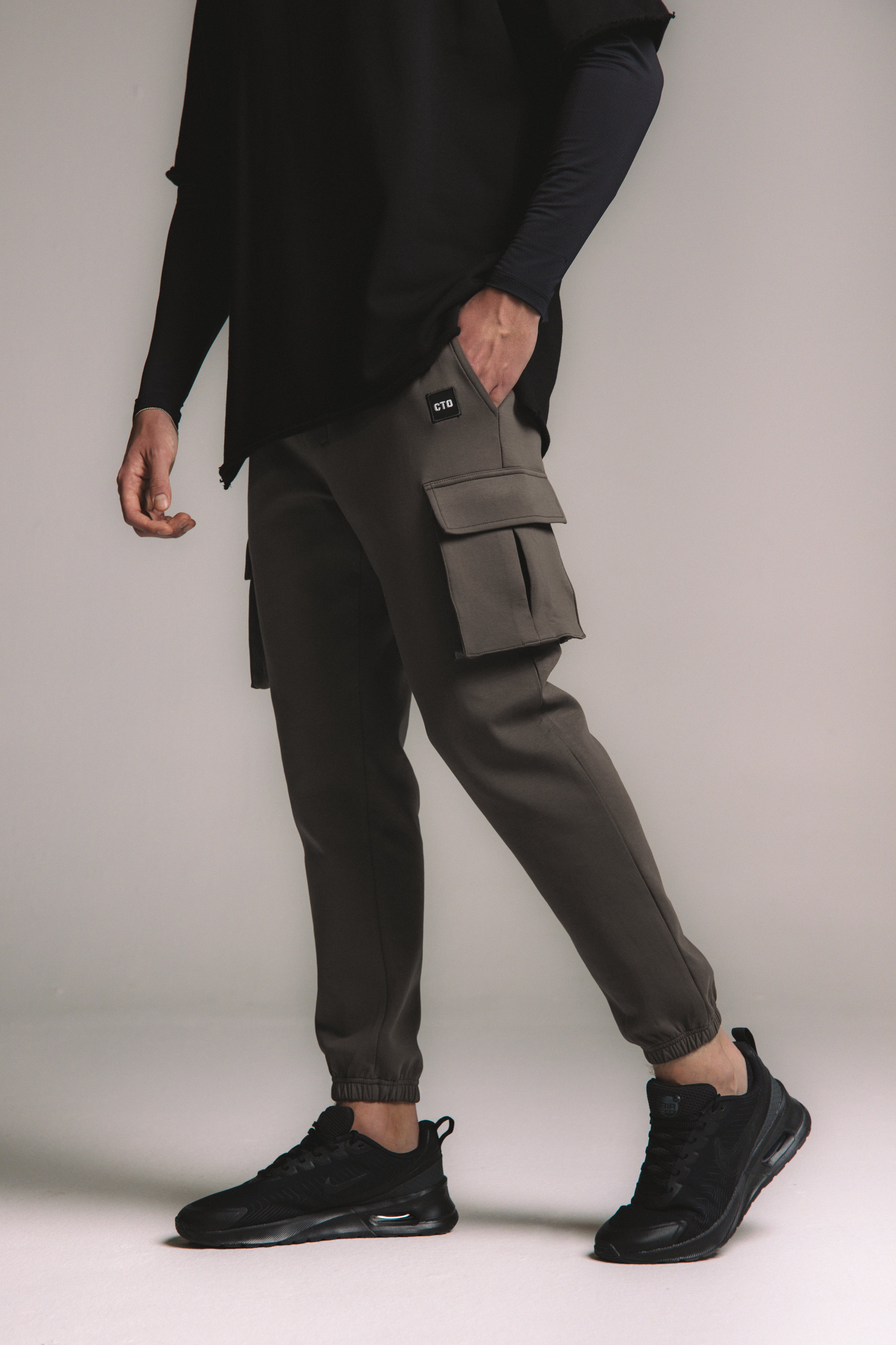 Velora Jogger - Charcoal