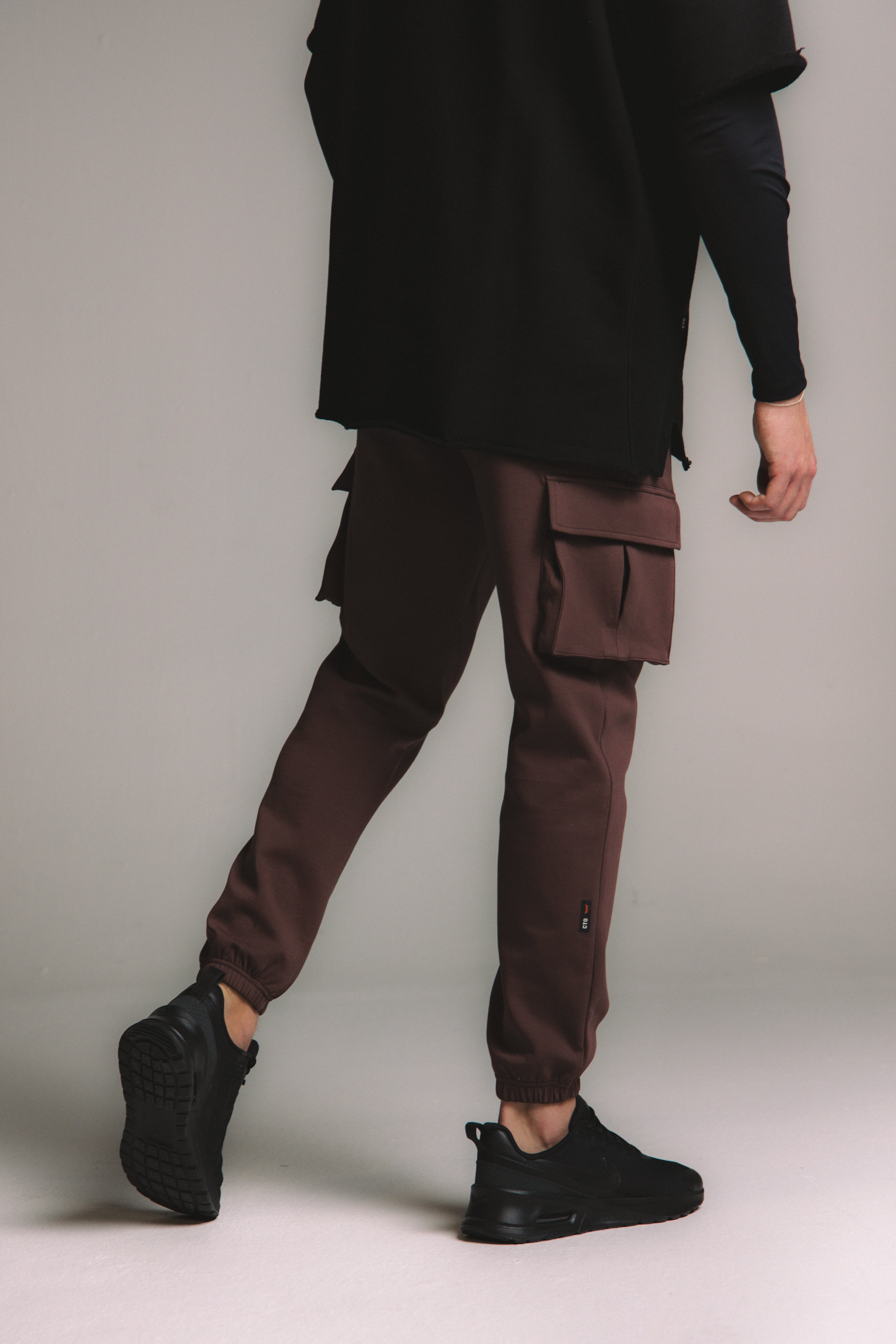 Velora Joggers - Red Brown