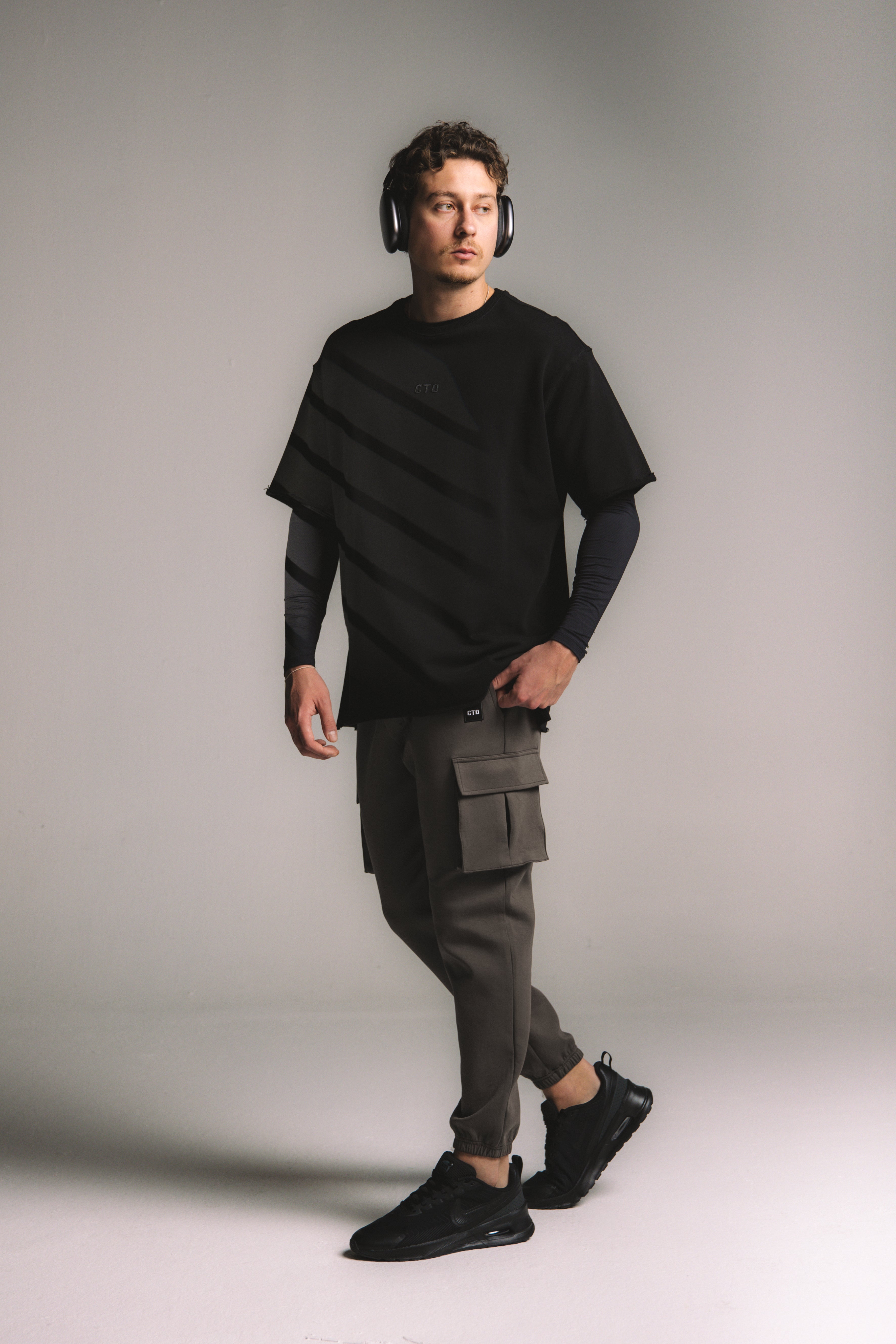 Velora Jogger - Charcoal