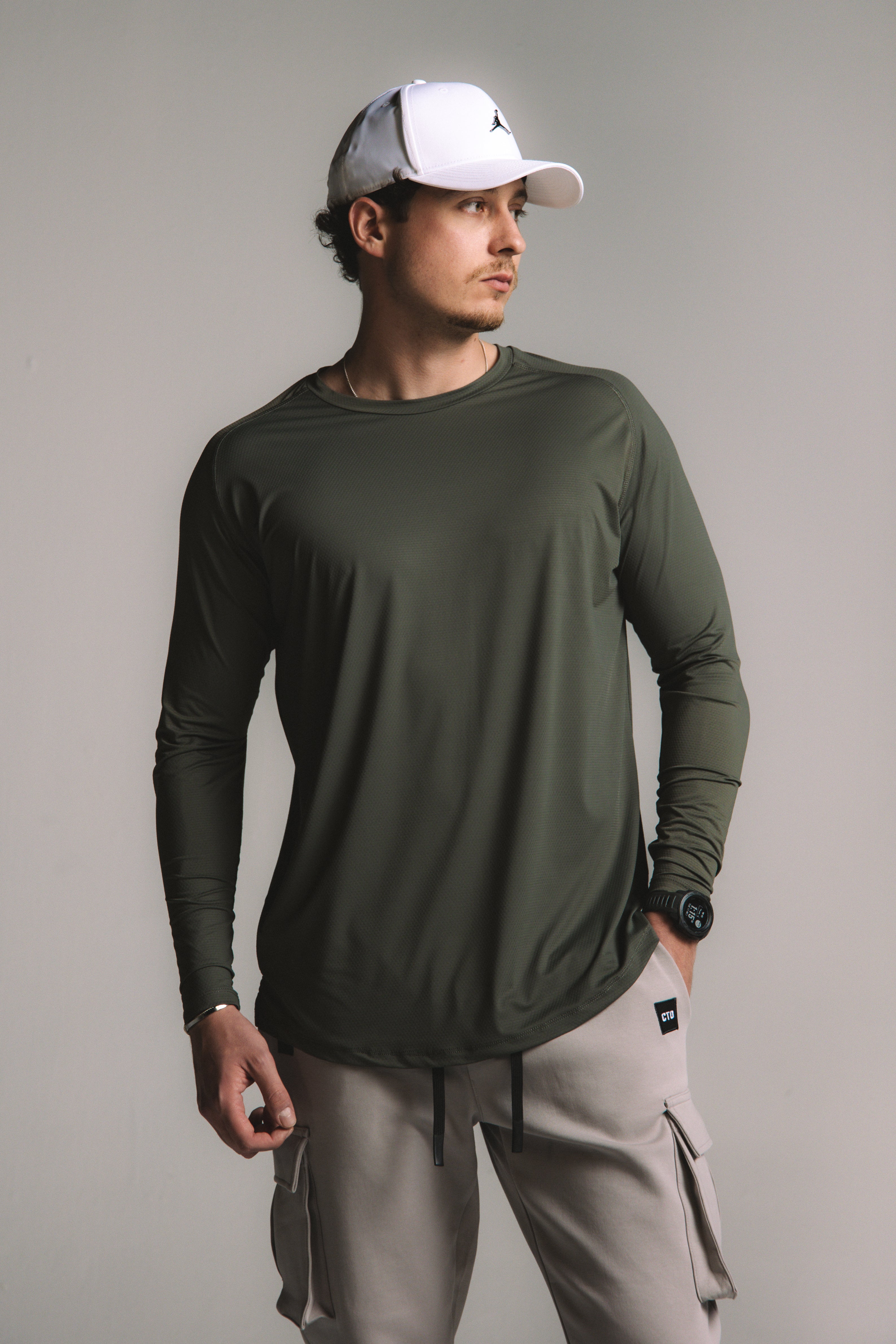 Artial Performance Long Sleeve - Army Green