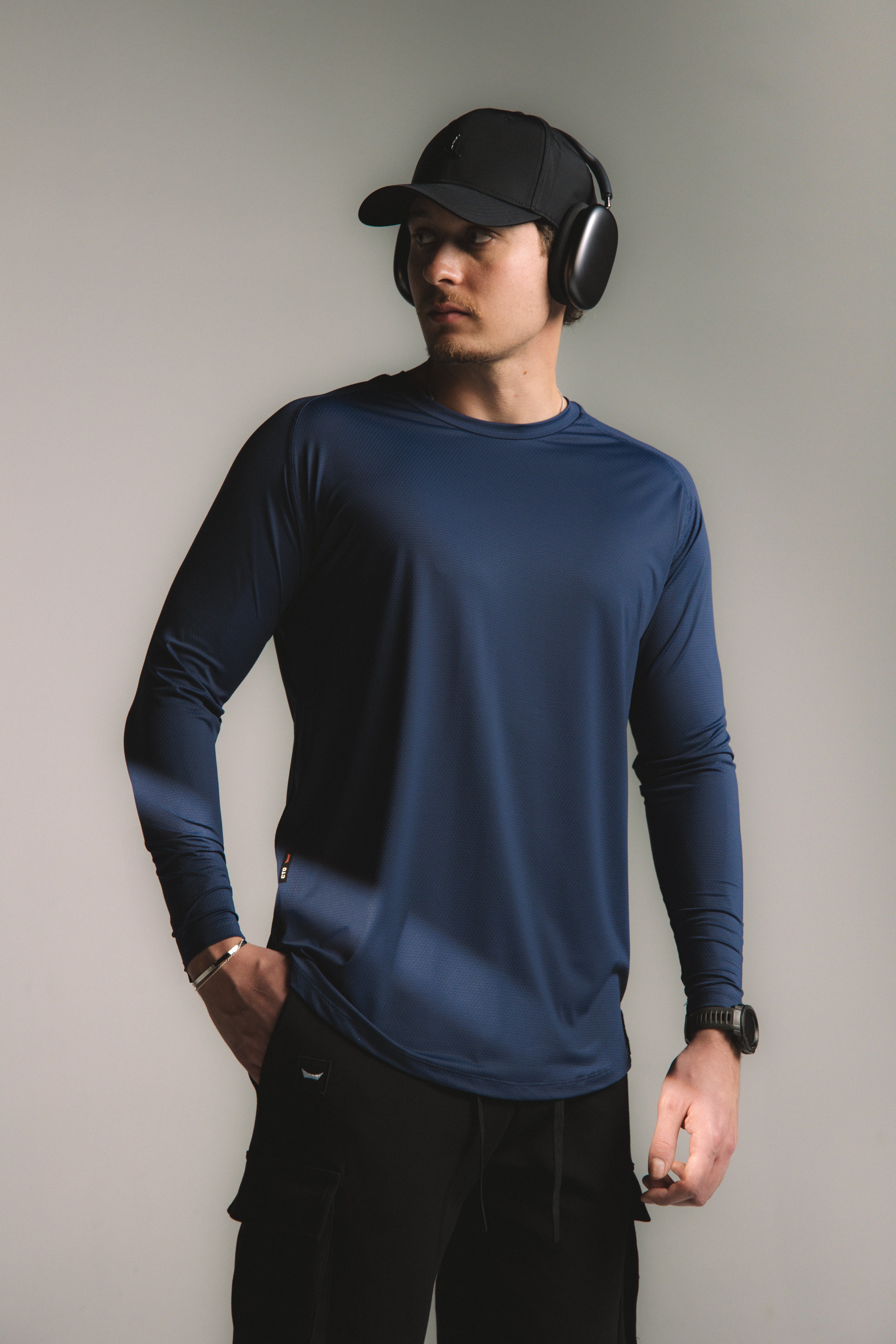 Artial Performance Long Sleeve - Navy Blue