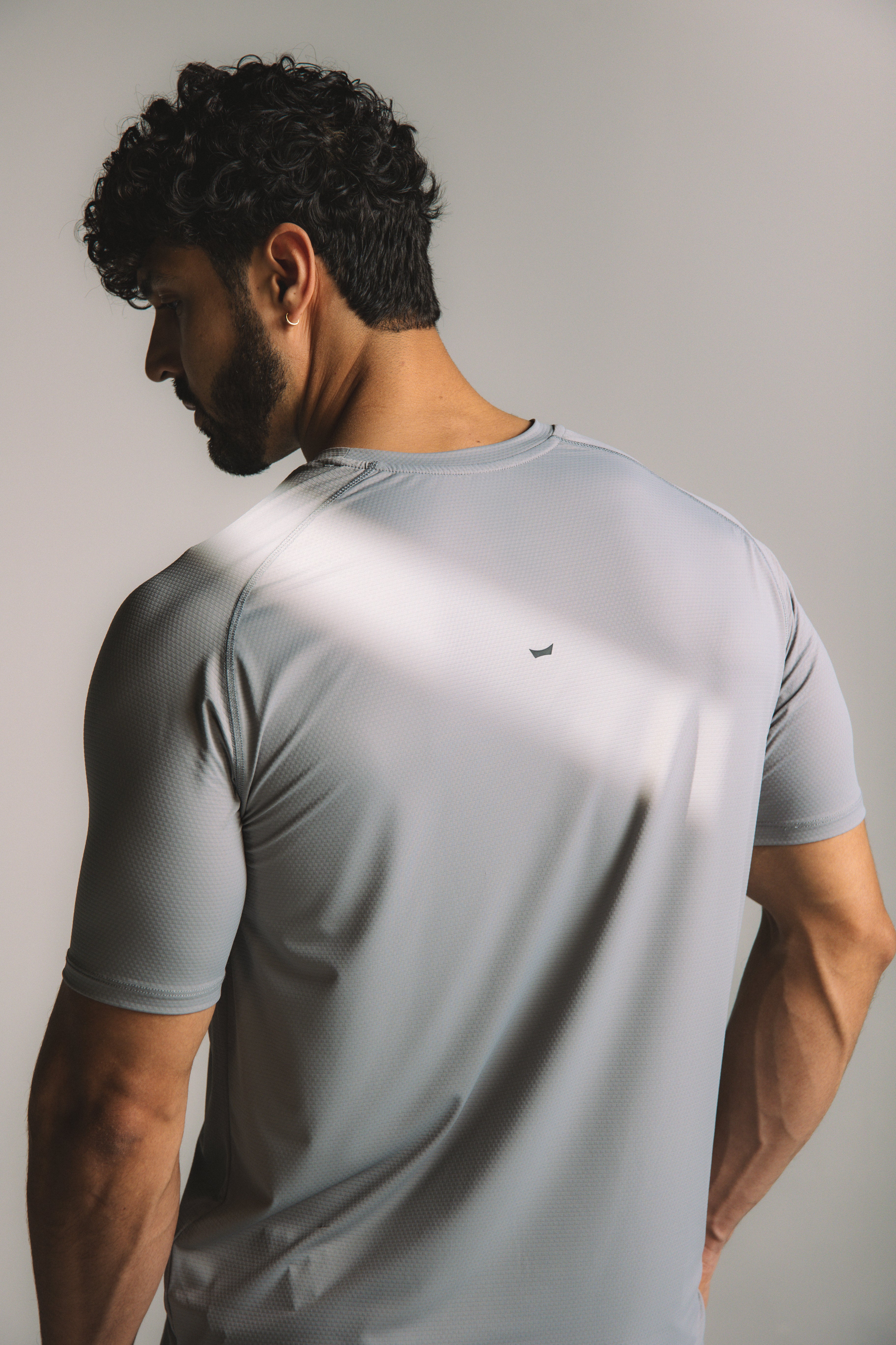Artial Performance Tee - Light Gray