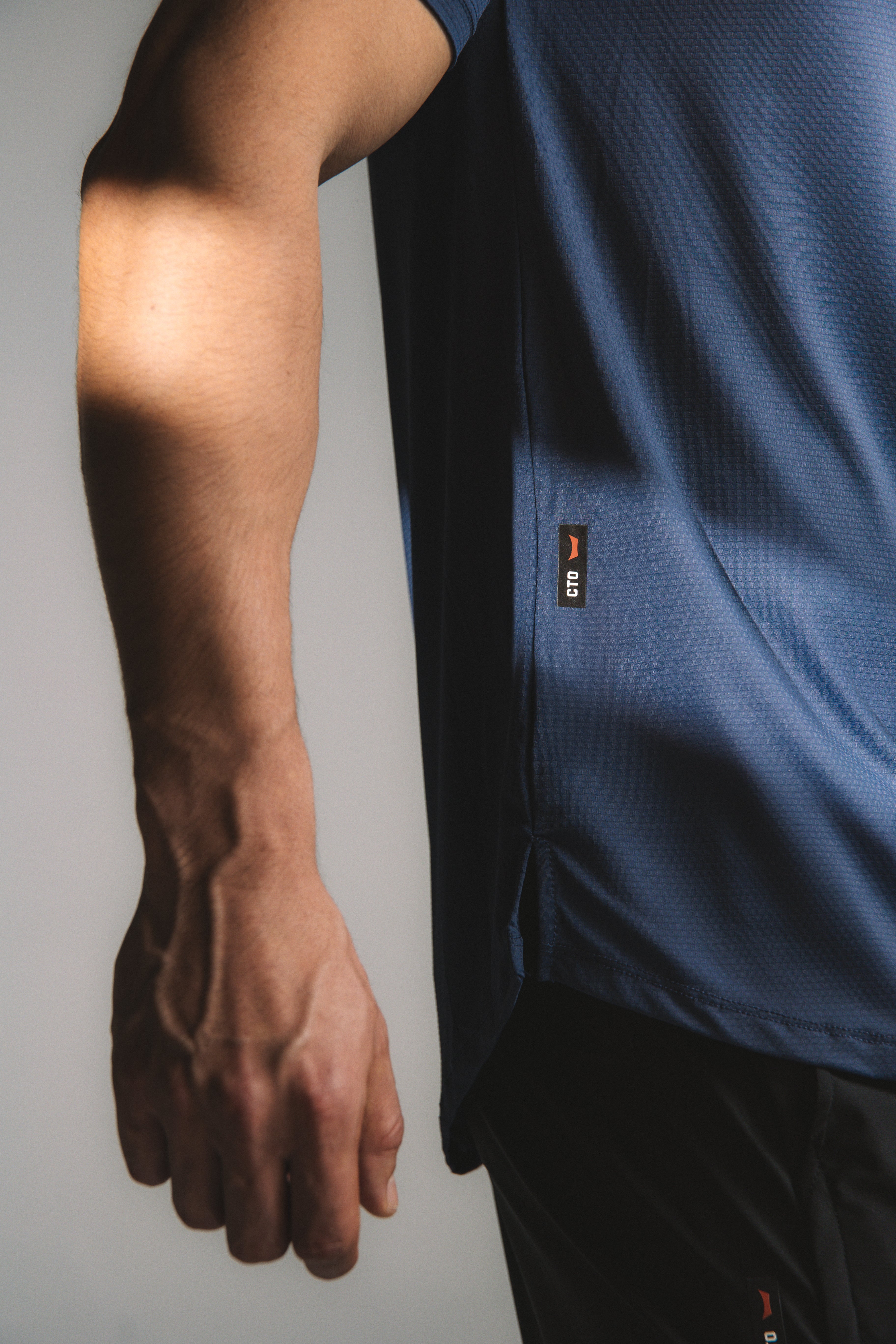 Artial Performance Tee - Navy Blue