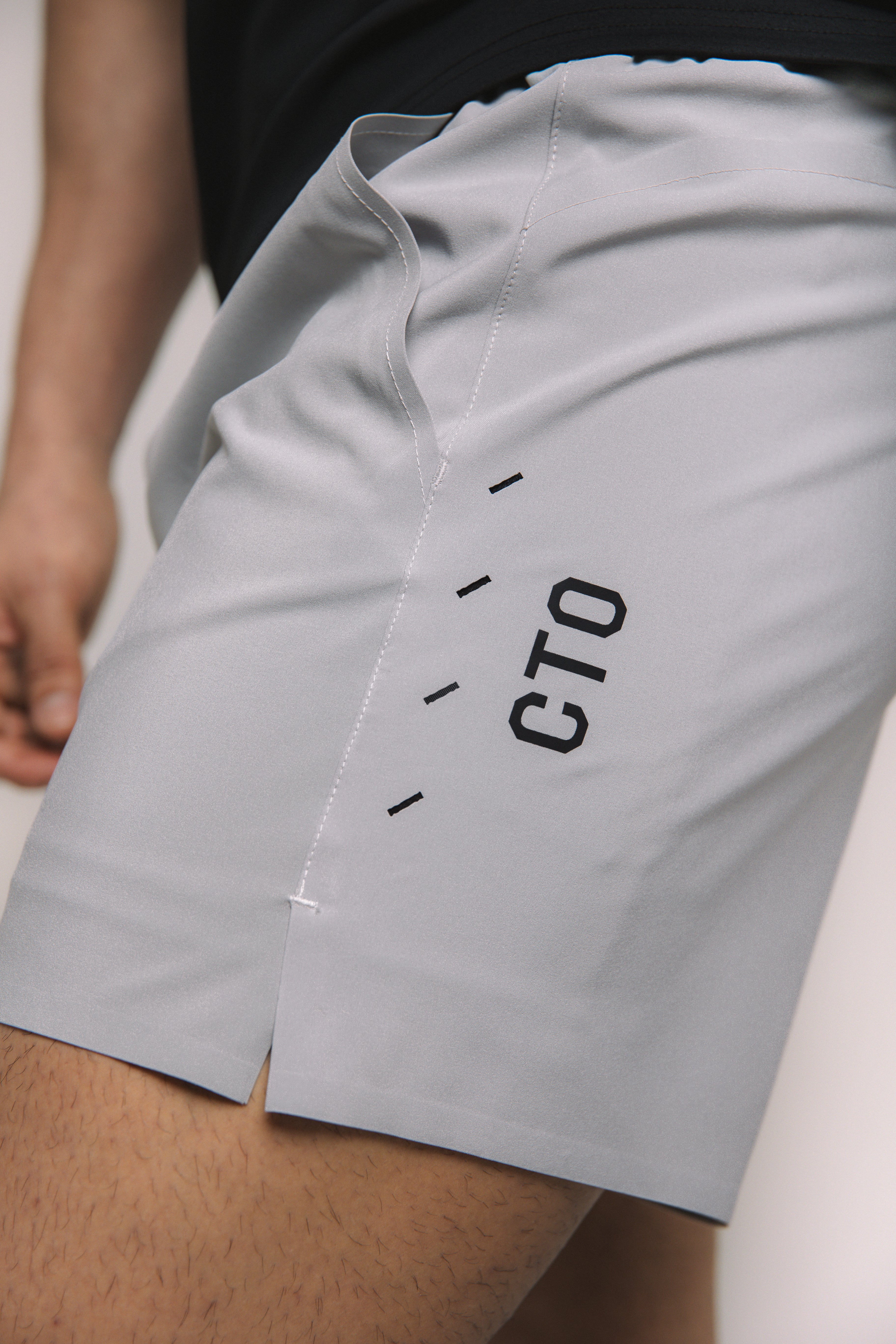 AeroLite Liner Short - Whisper Gray