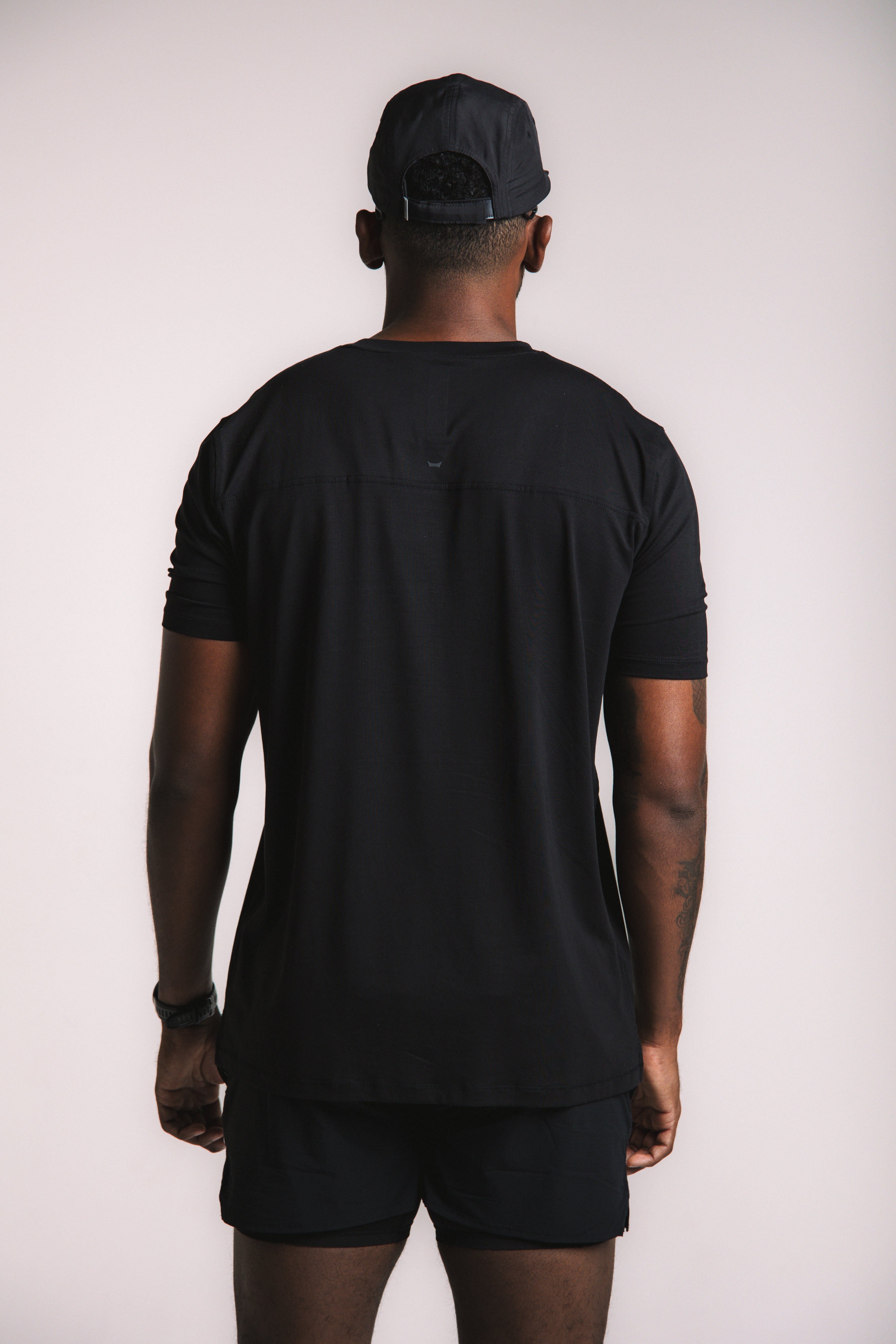 Lyocell Essential Tee - Black