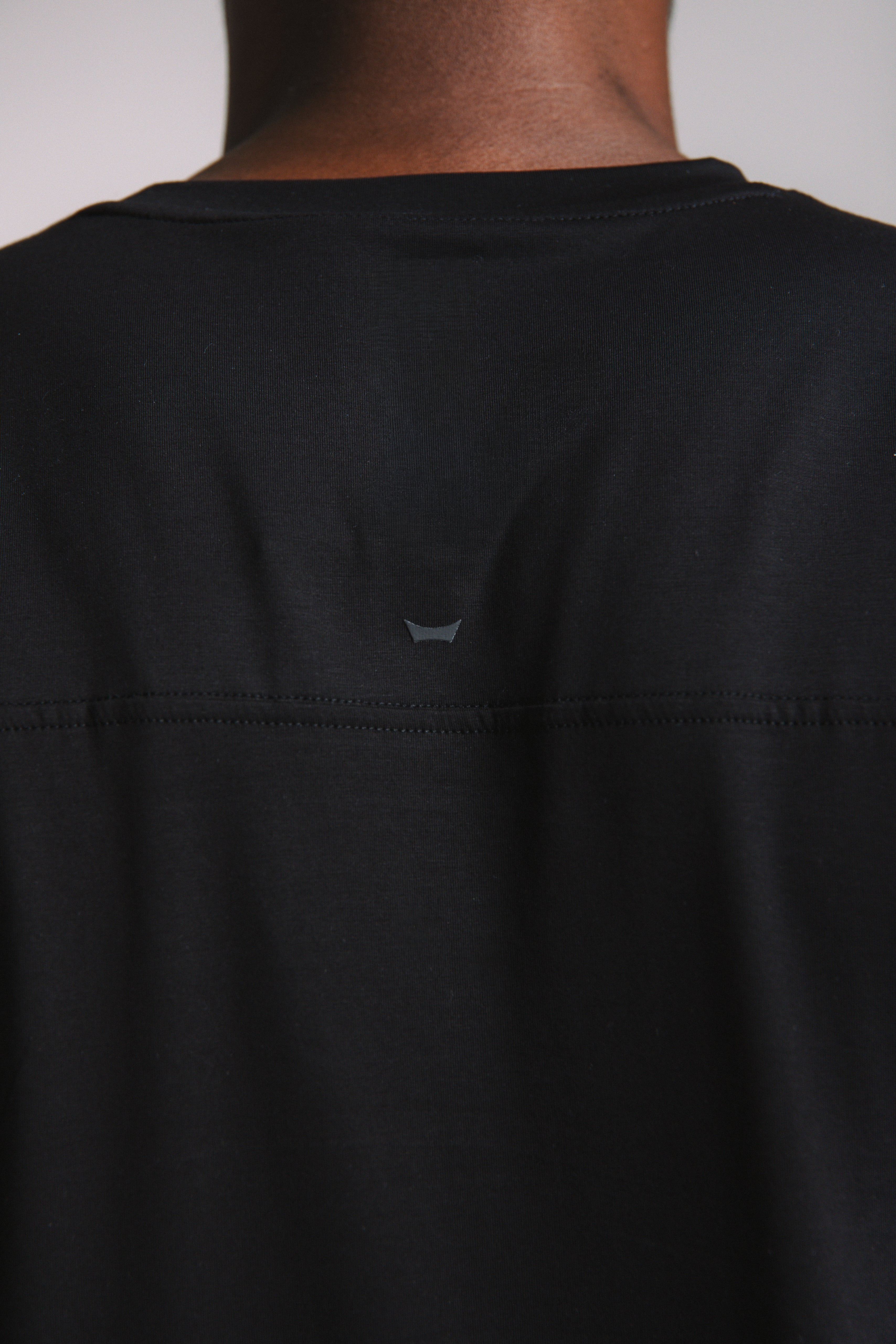 Lyocell Essential Tee - Black