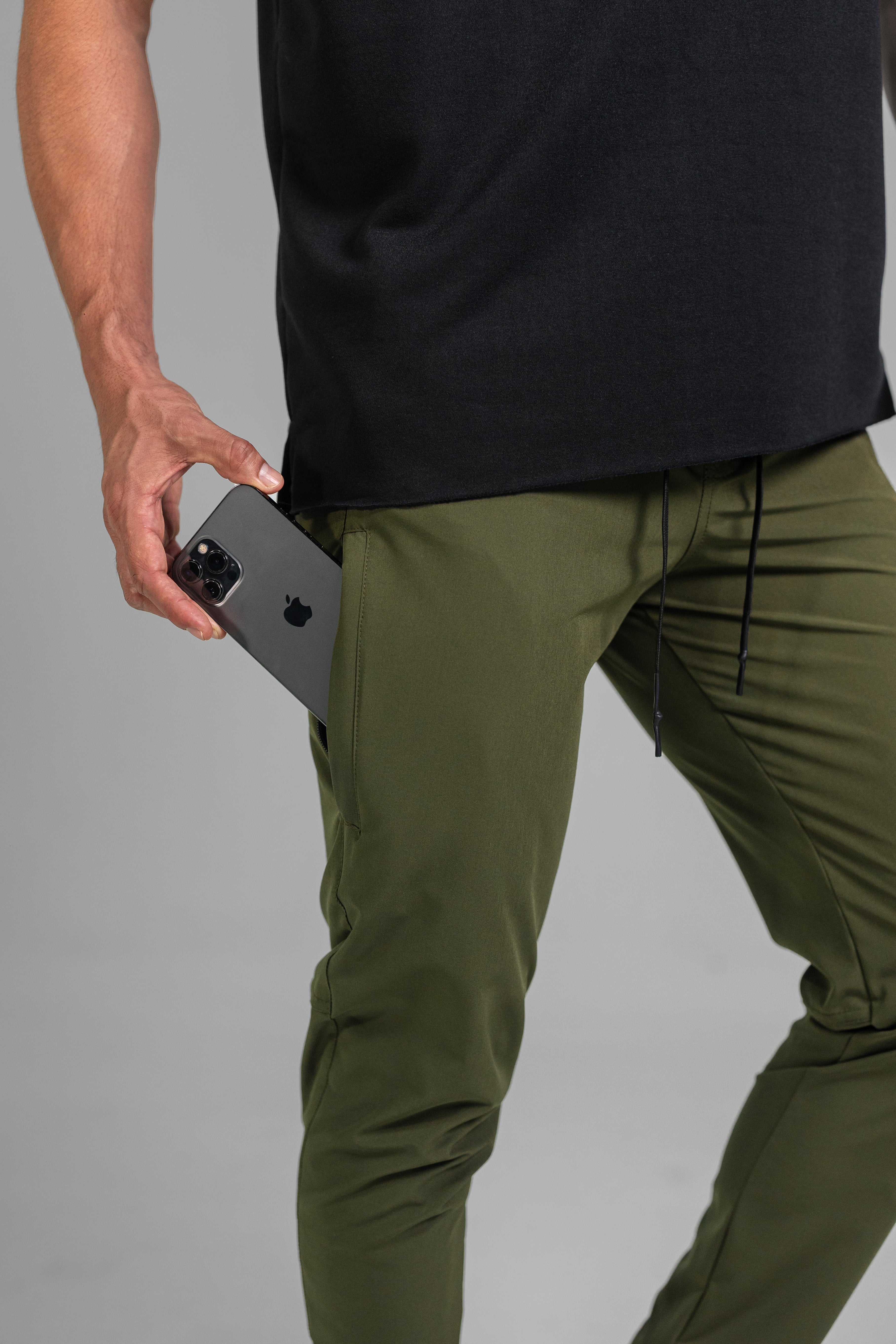 All Day Training Jogger - Army Green