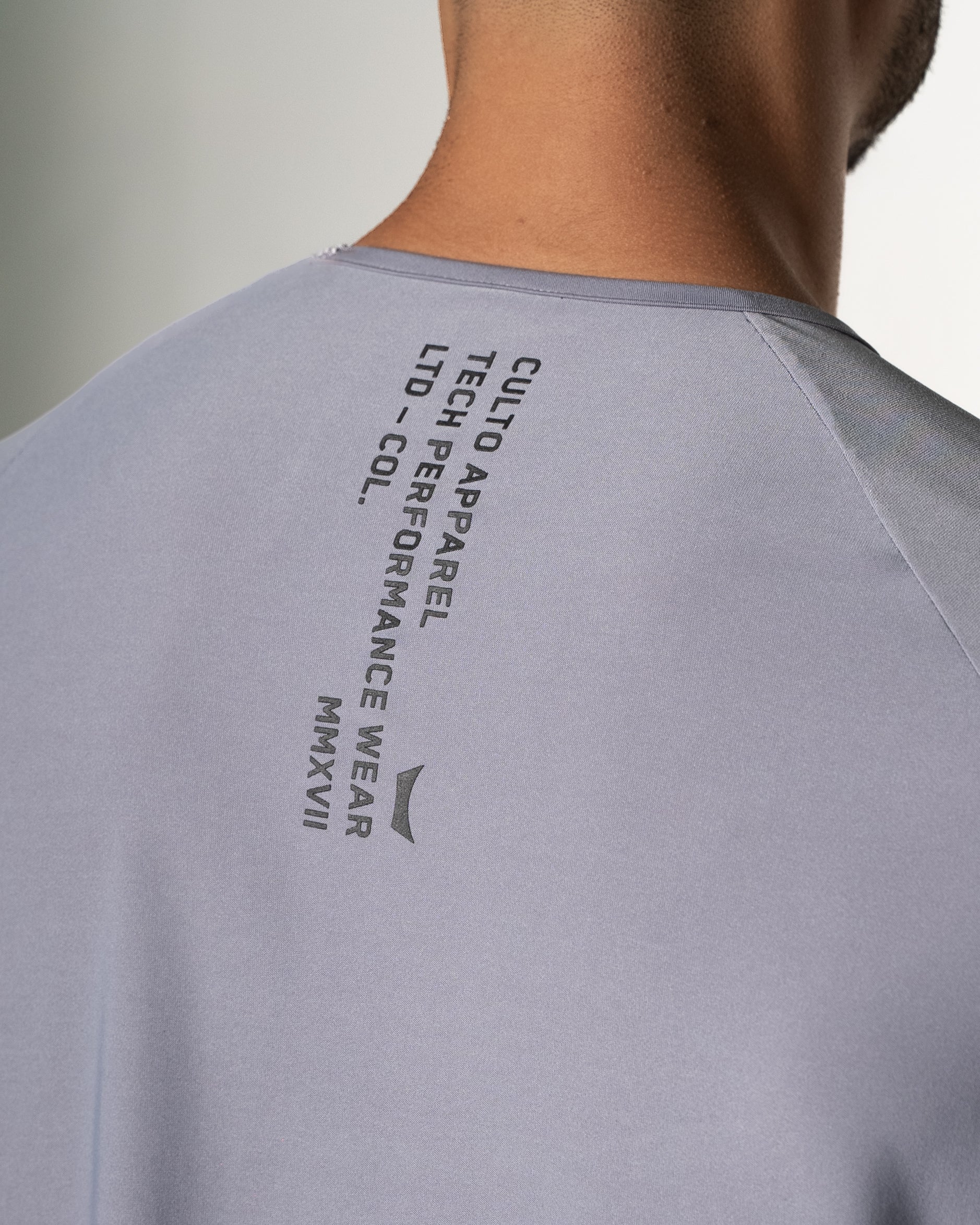 Training Sport Tee - Light Gray