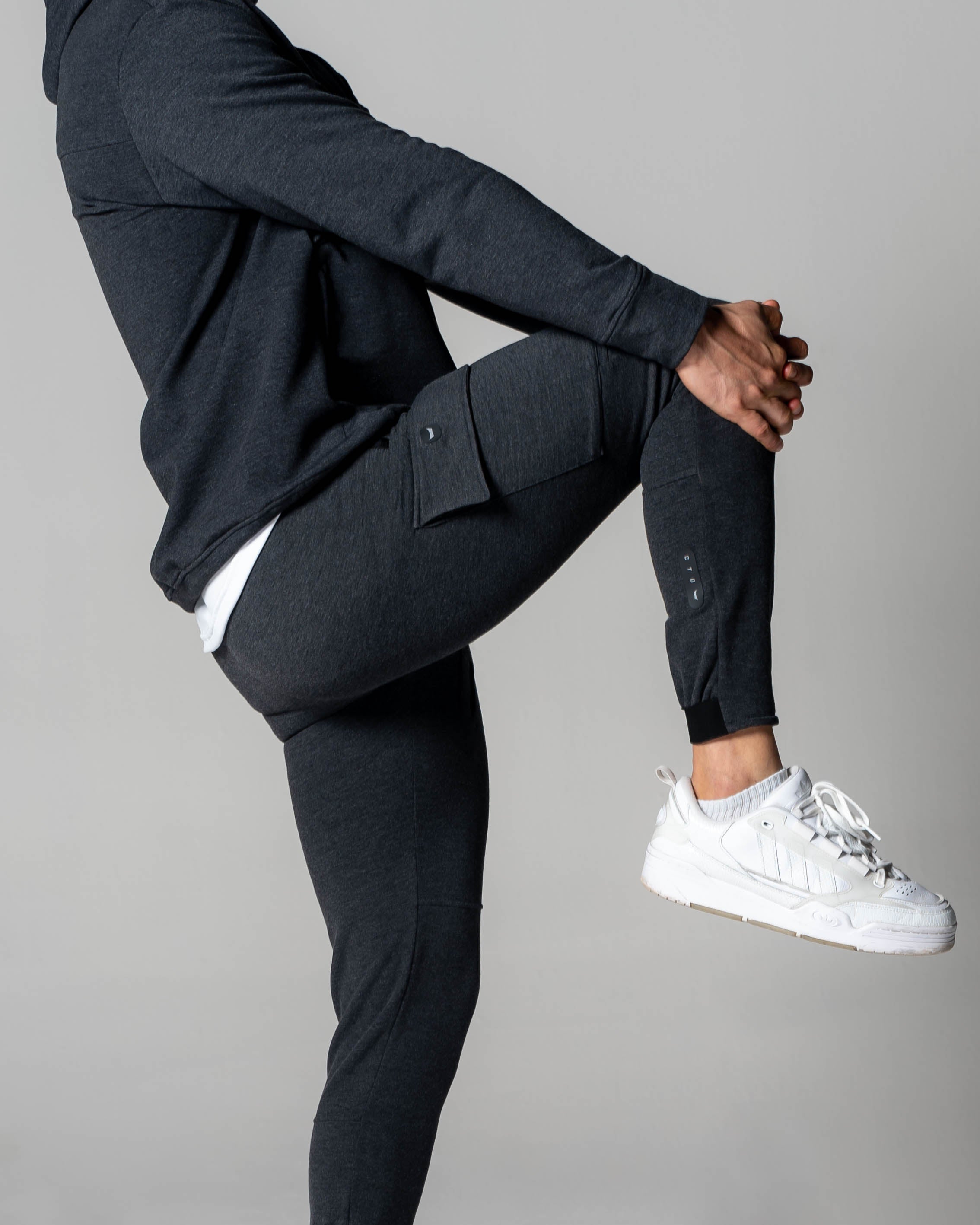 Cargo Cuffed Fleece Jogger - Gray