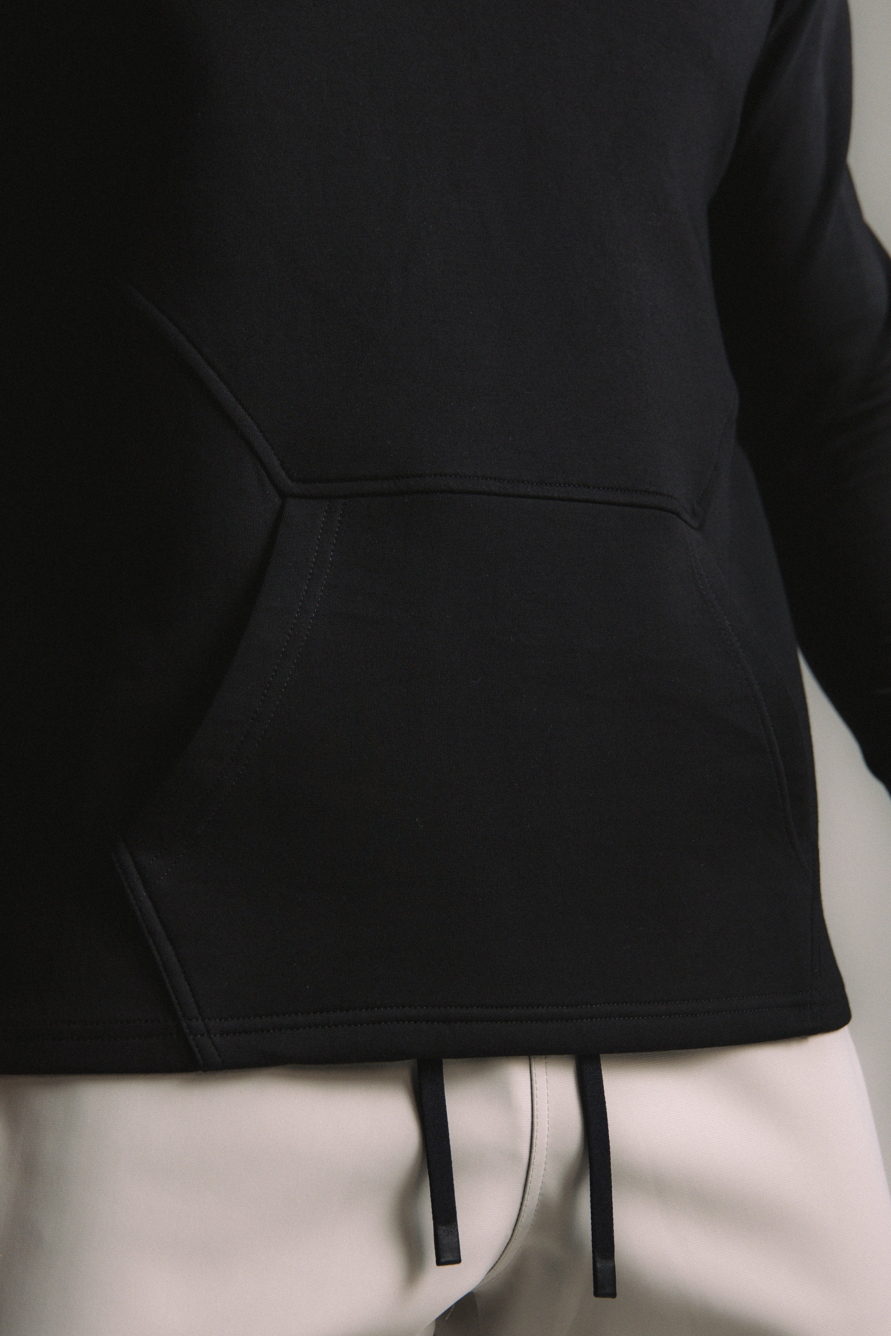 Velora Essential Hoodie - Black