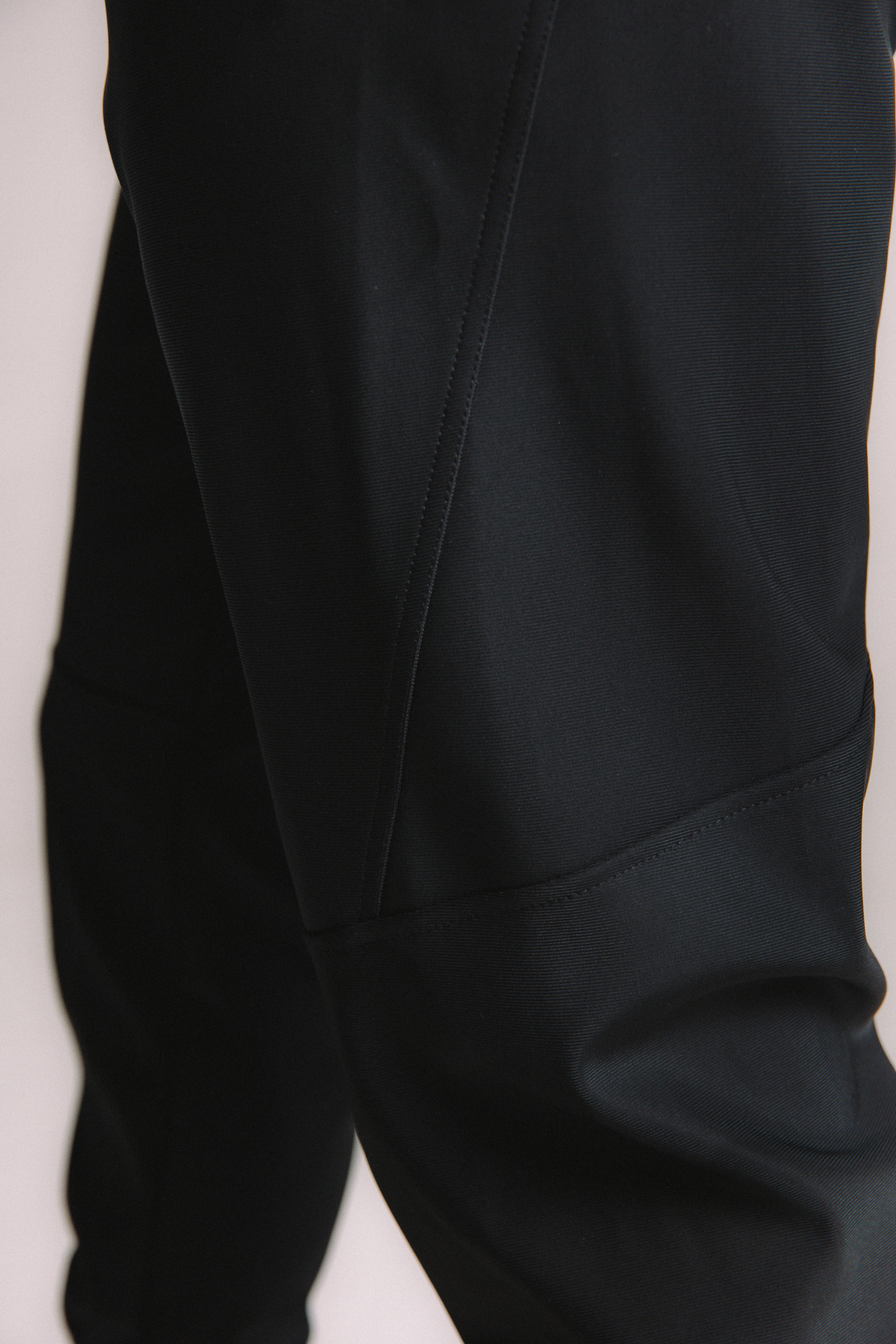 Core-Vent High Cuff Training Jogger - Black