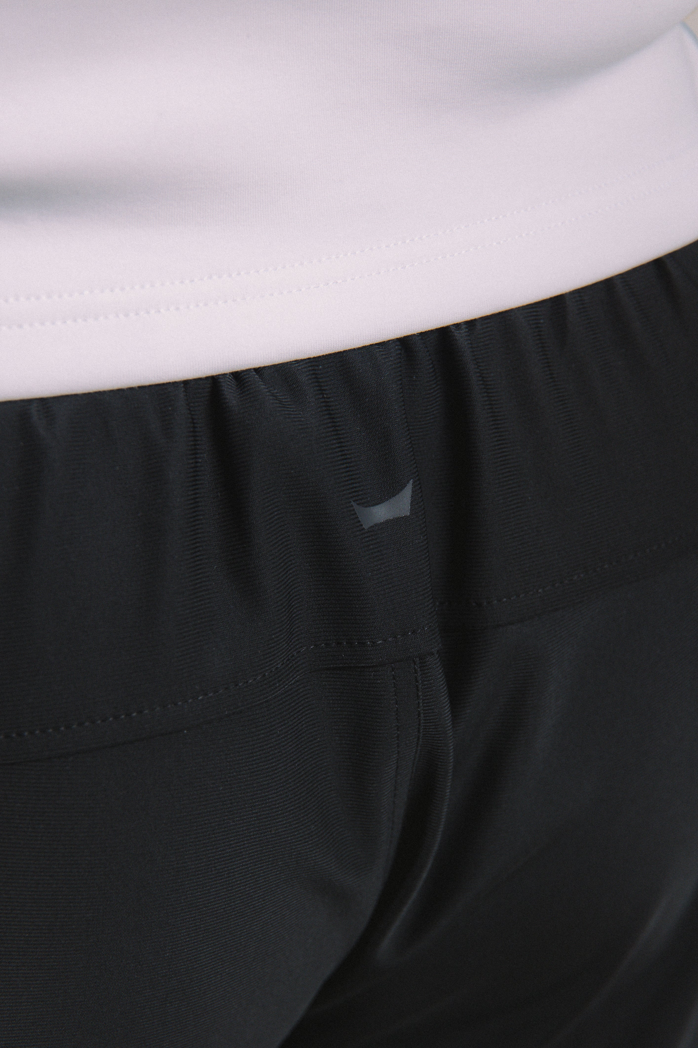 Core-Vent High Cuff Training Jogger - Black