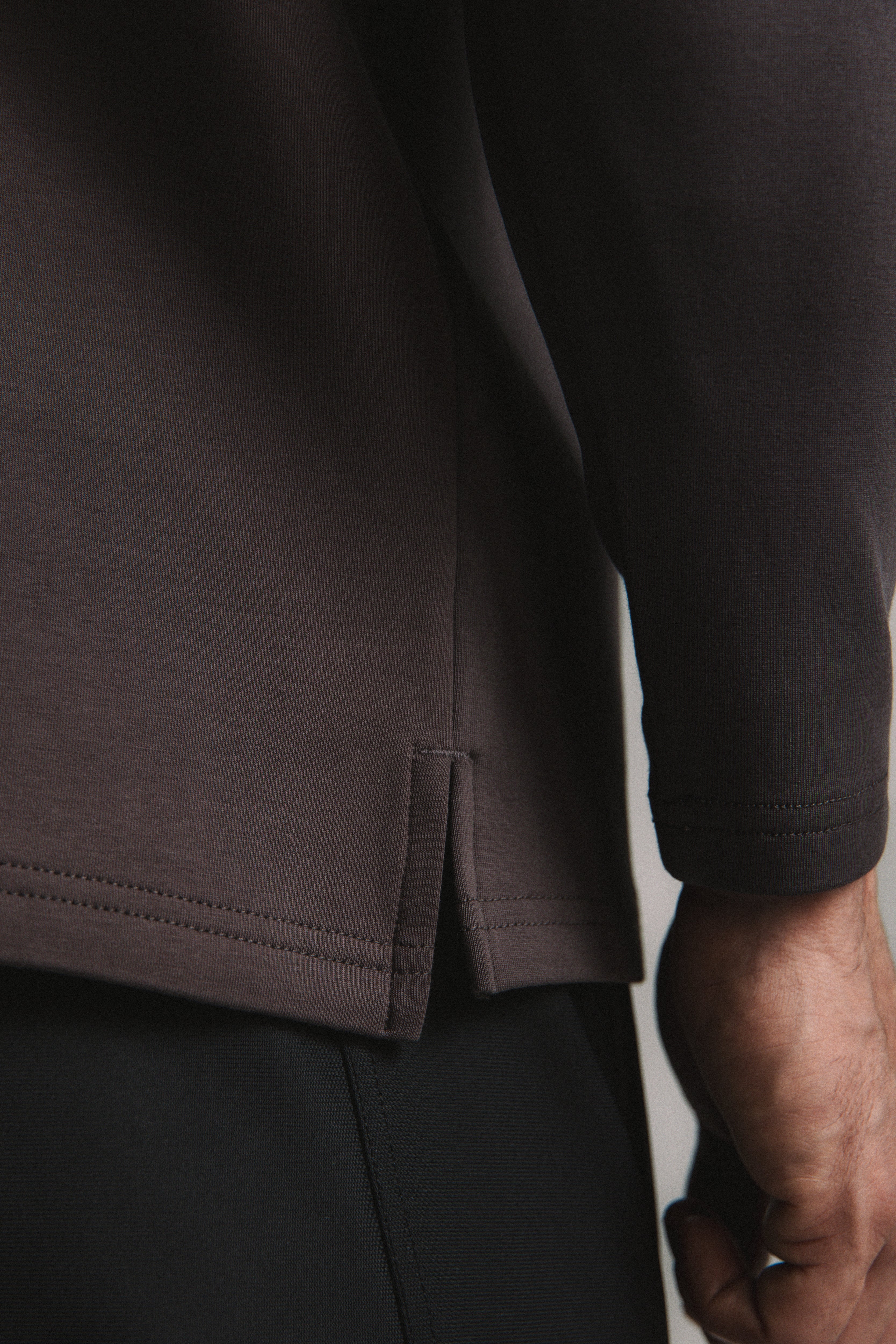 Velora Essential Hoodie - Dark Gray