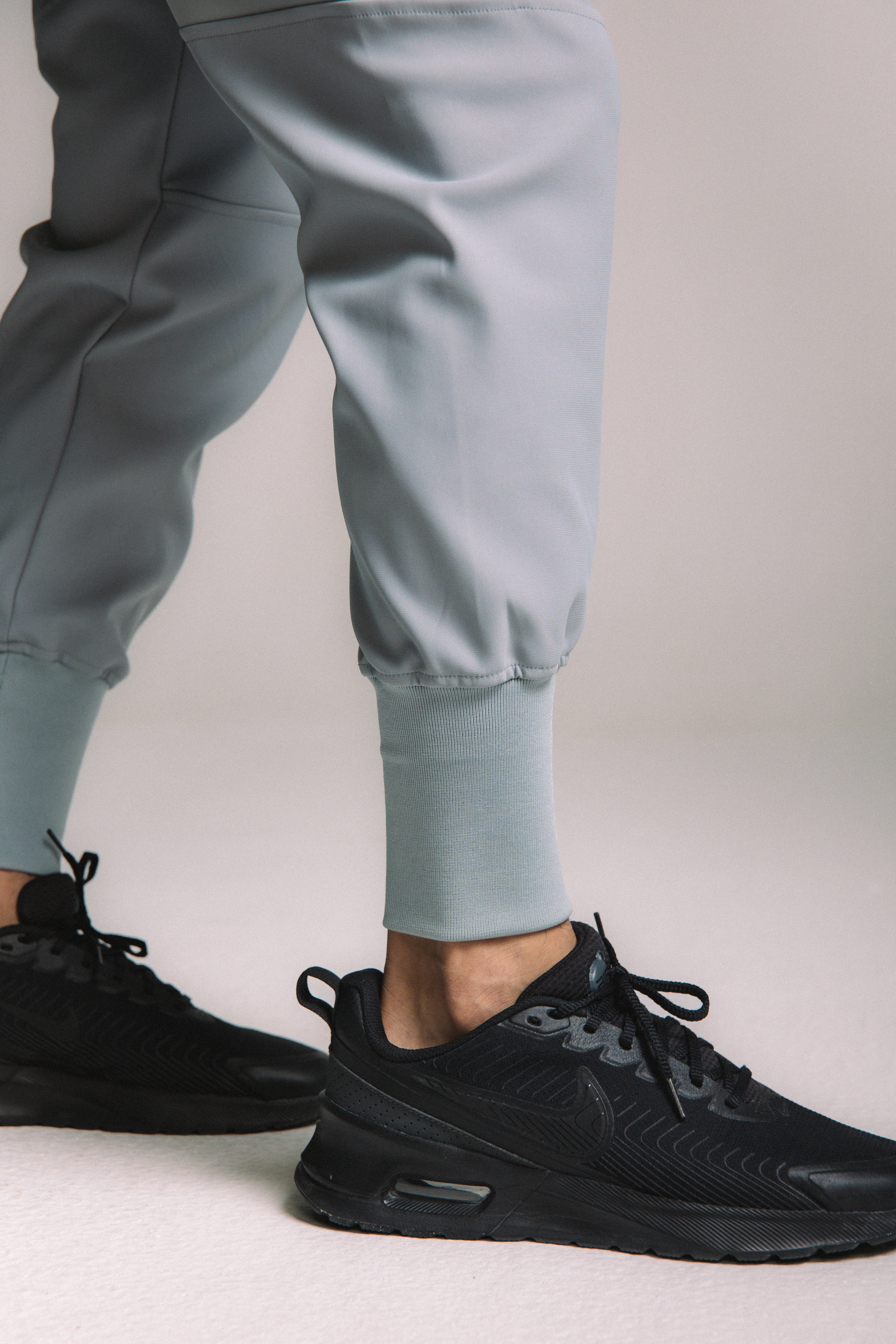Core-Vent High Cuff Training Jogger - Light Blue
