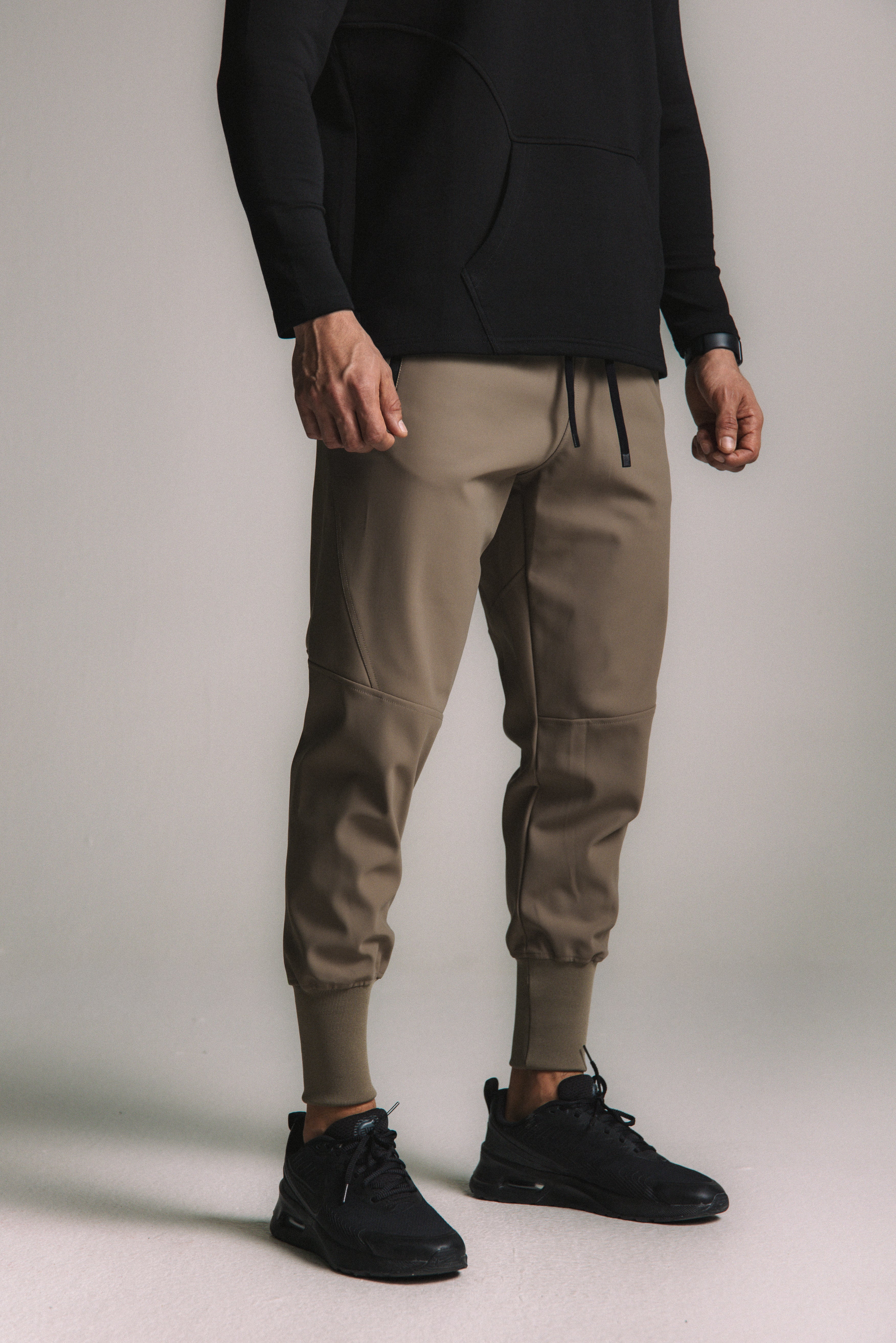 Core-Vent High Cuff Training Jogger - Brown