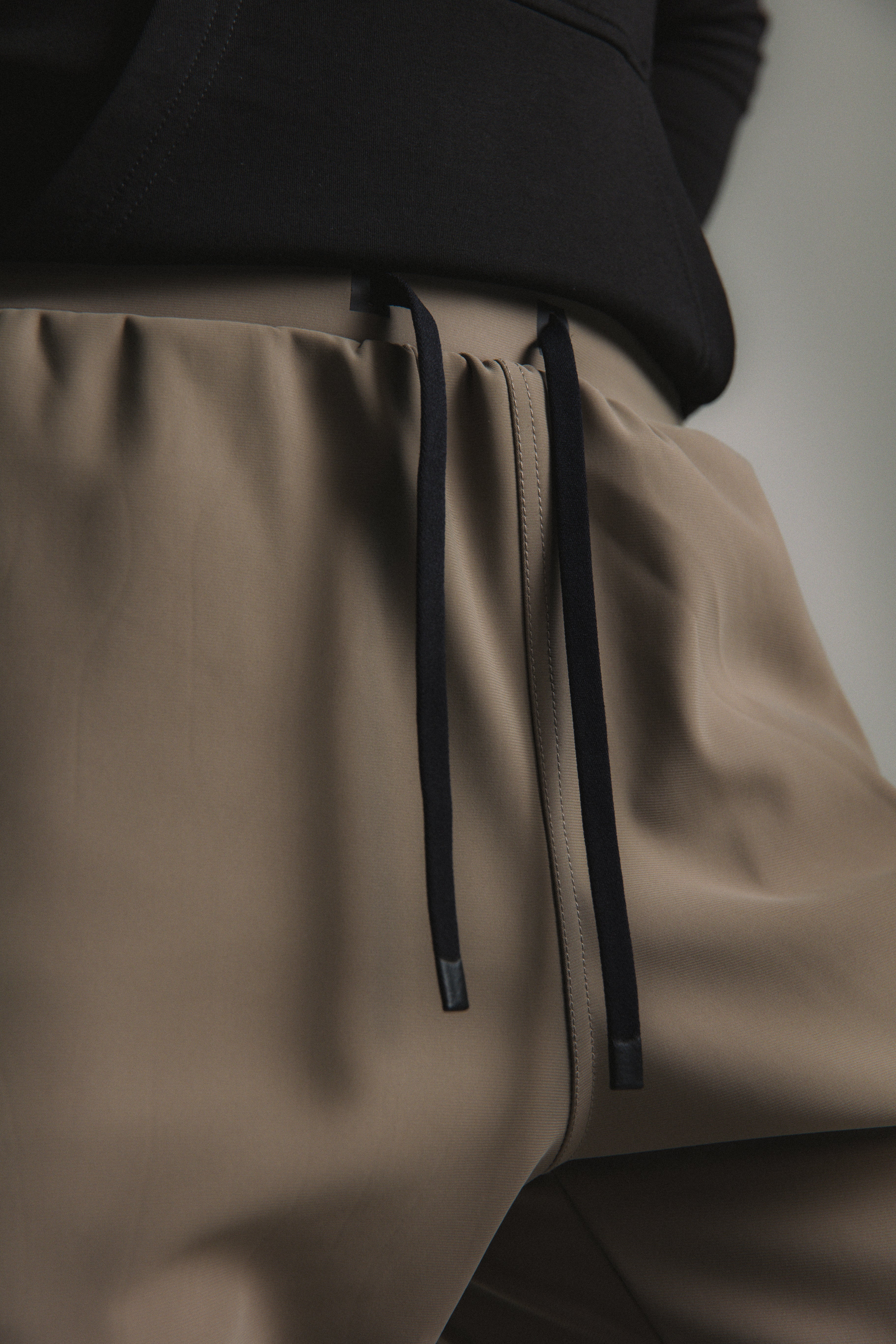 Core-Vent High Cuff Training Jogger - Brown