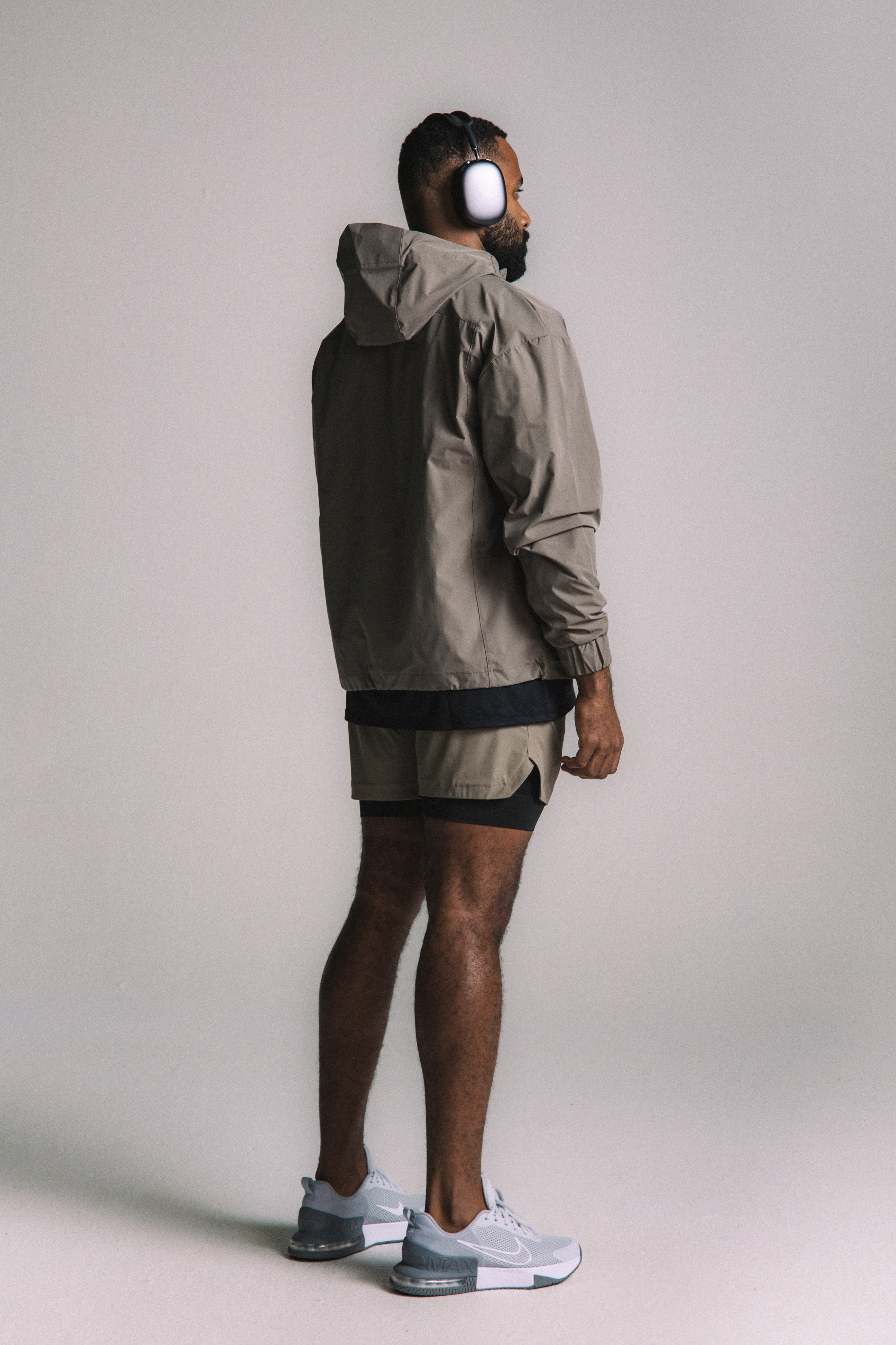 AeroShell ZipUp Windbreaker - Stone