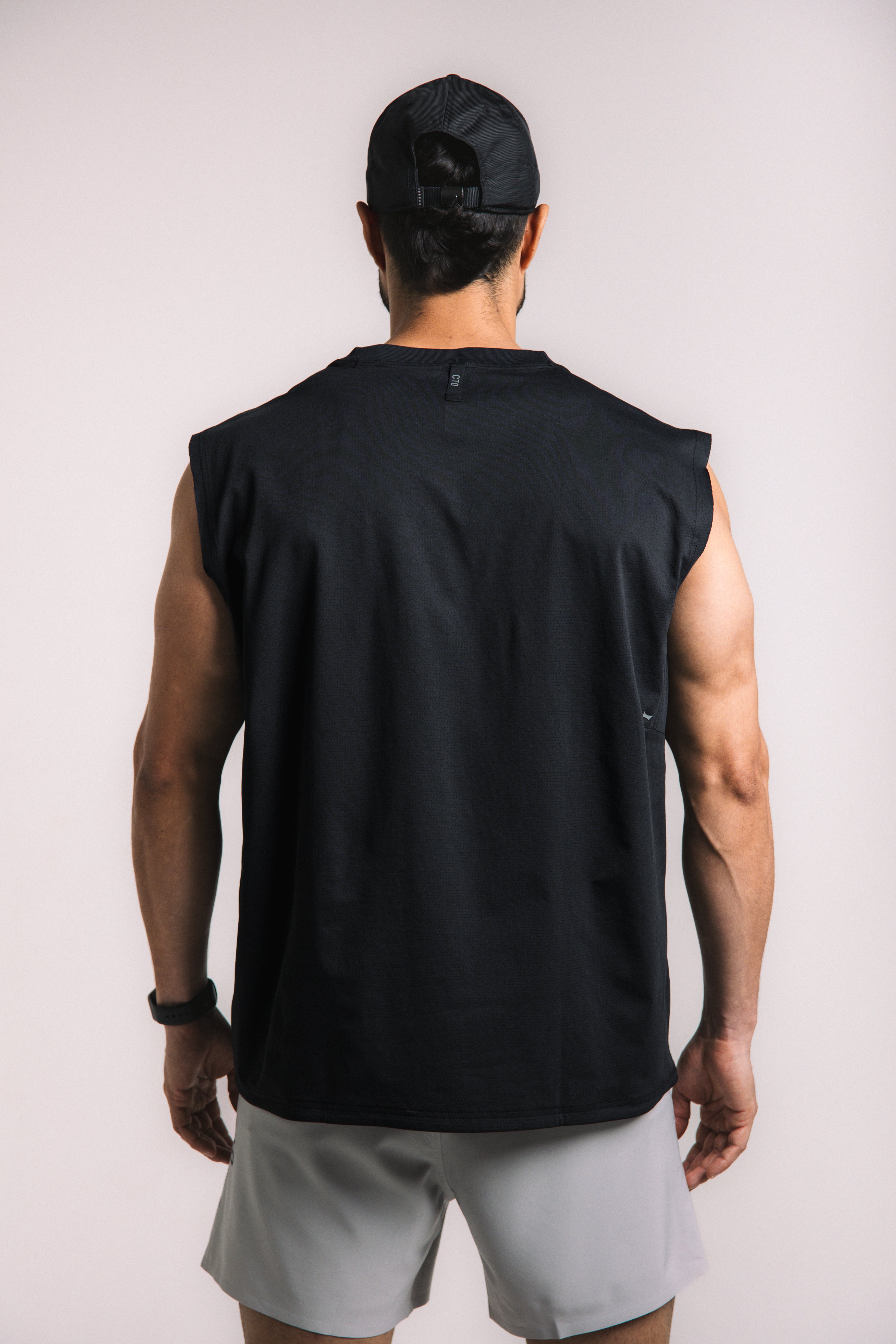 MicroVent Oversized Tank - Black