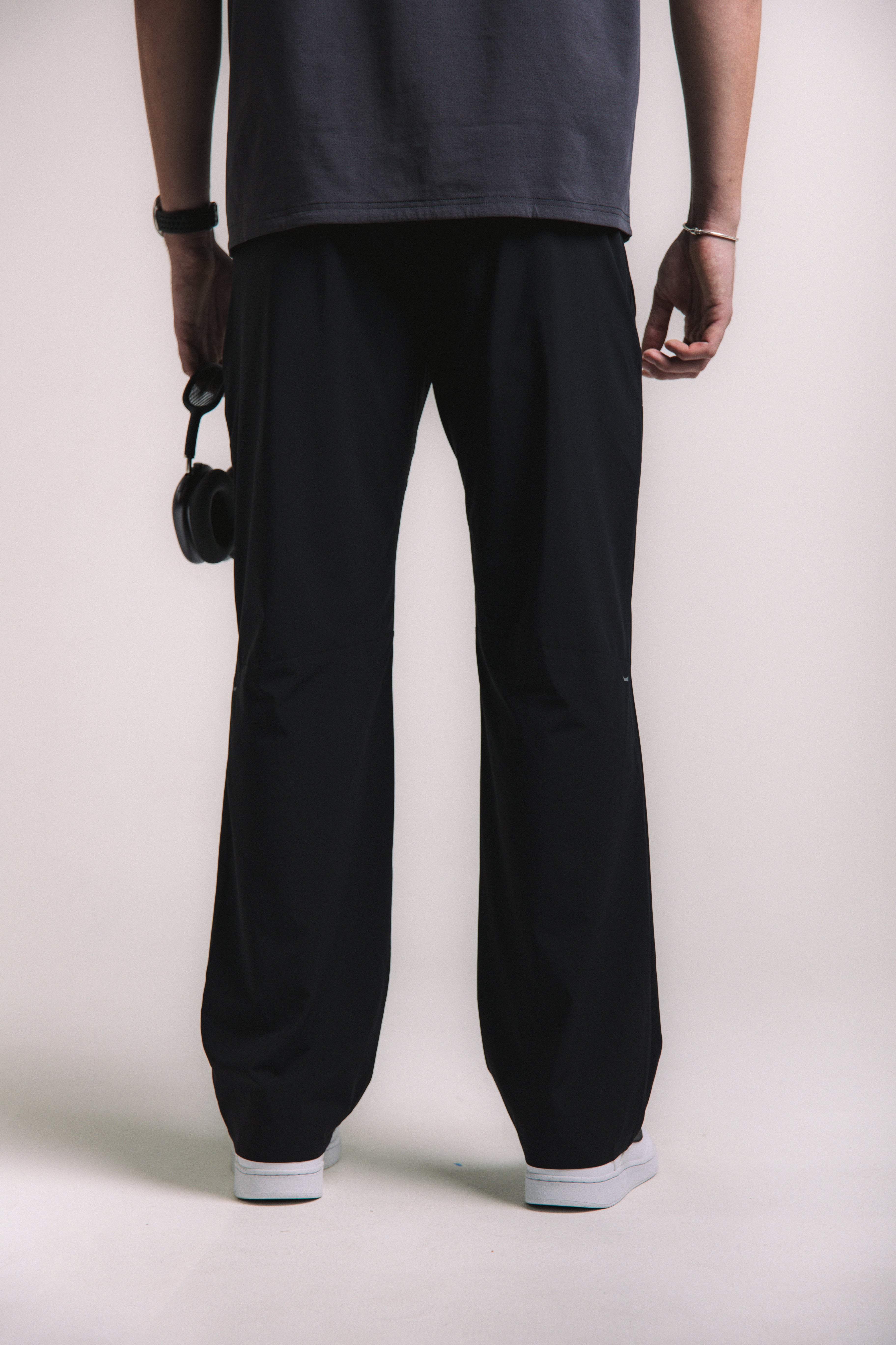 Orial Relaxed Jogger - Black