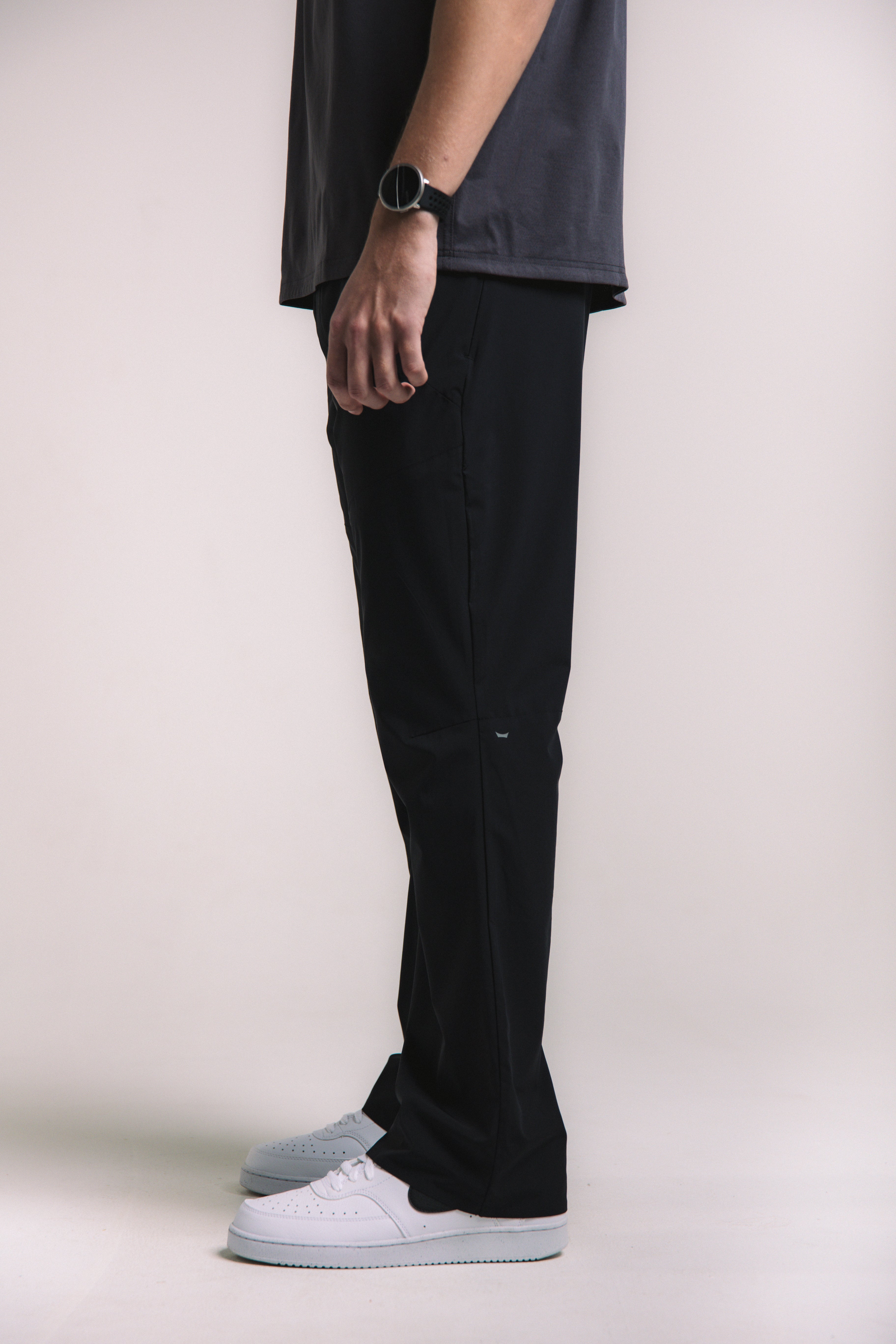 Orial Relaxed Jogger - Black