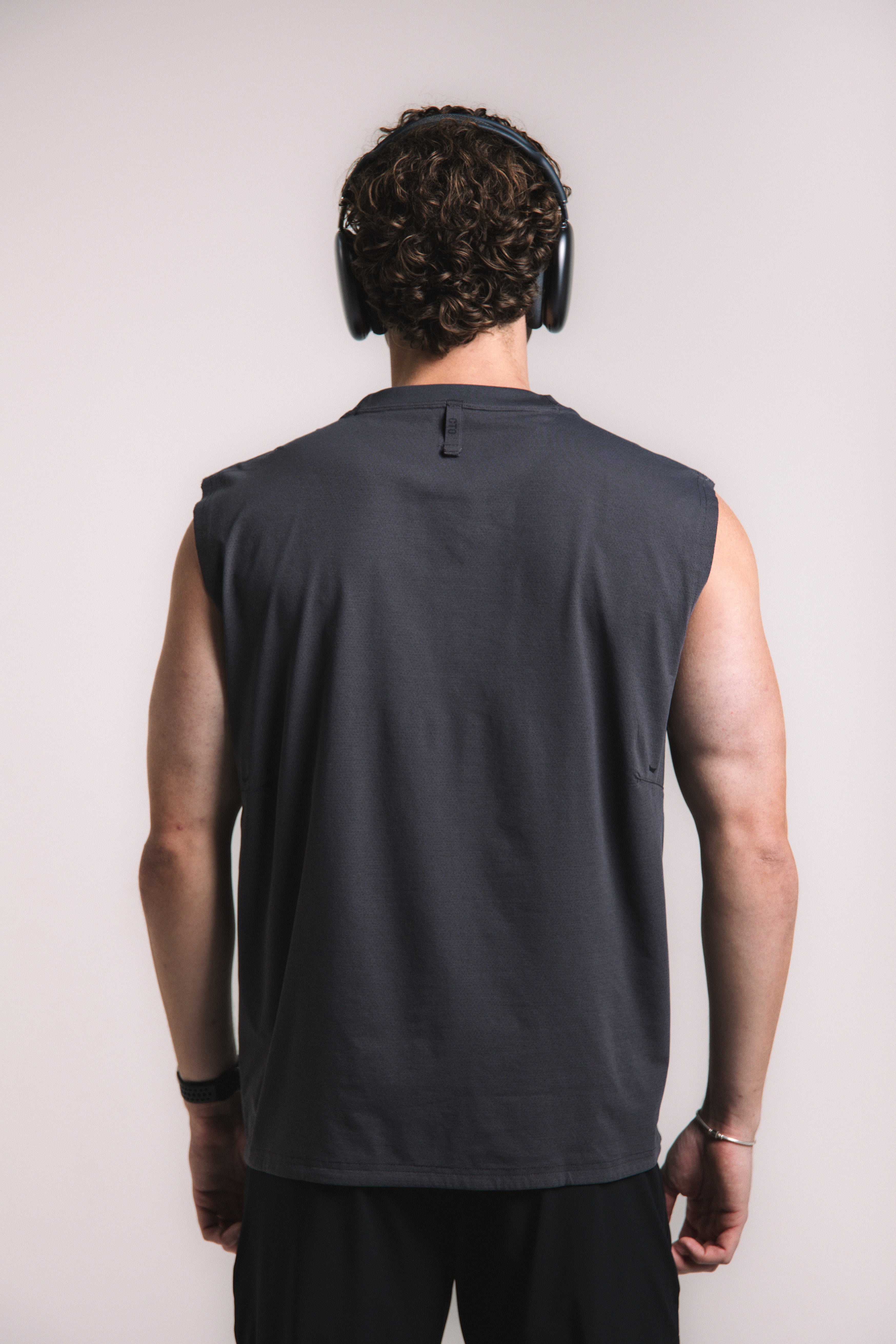 MicroVent Oversized Tank - Dark Gray