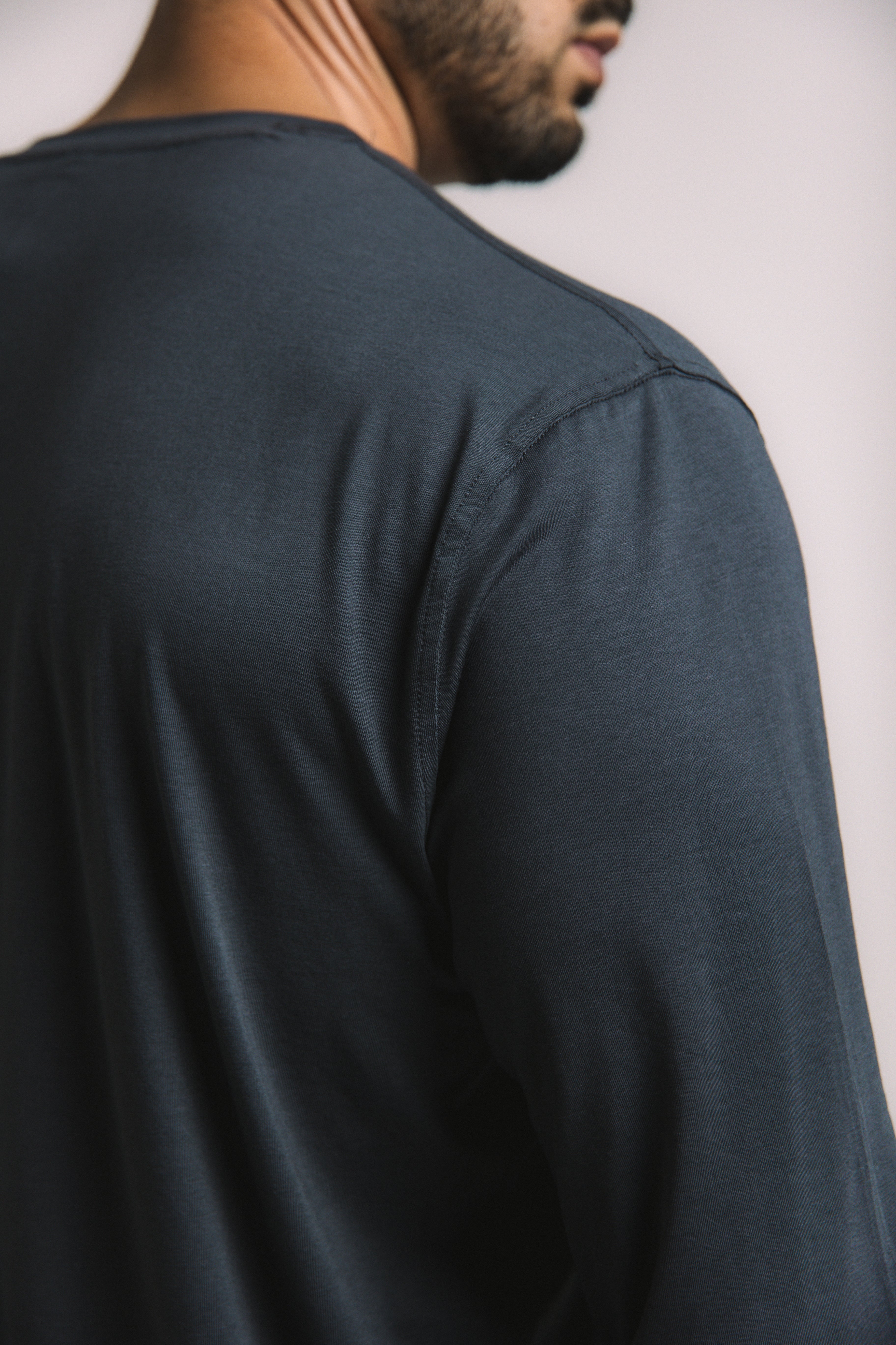 Lyocell Essential Long Sleeve - Navy Blue