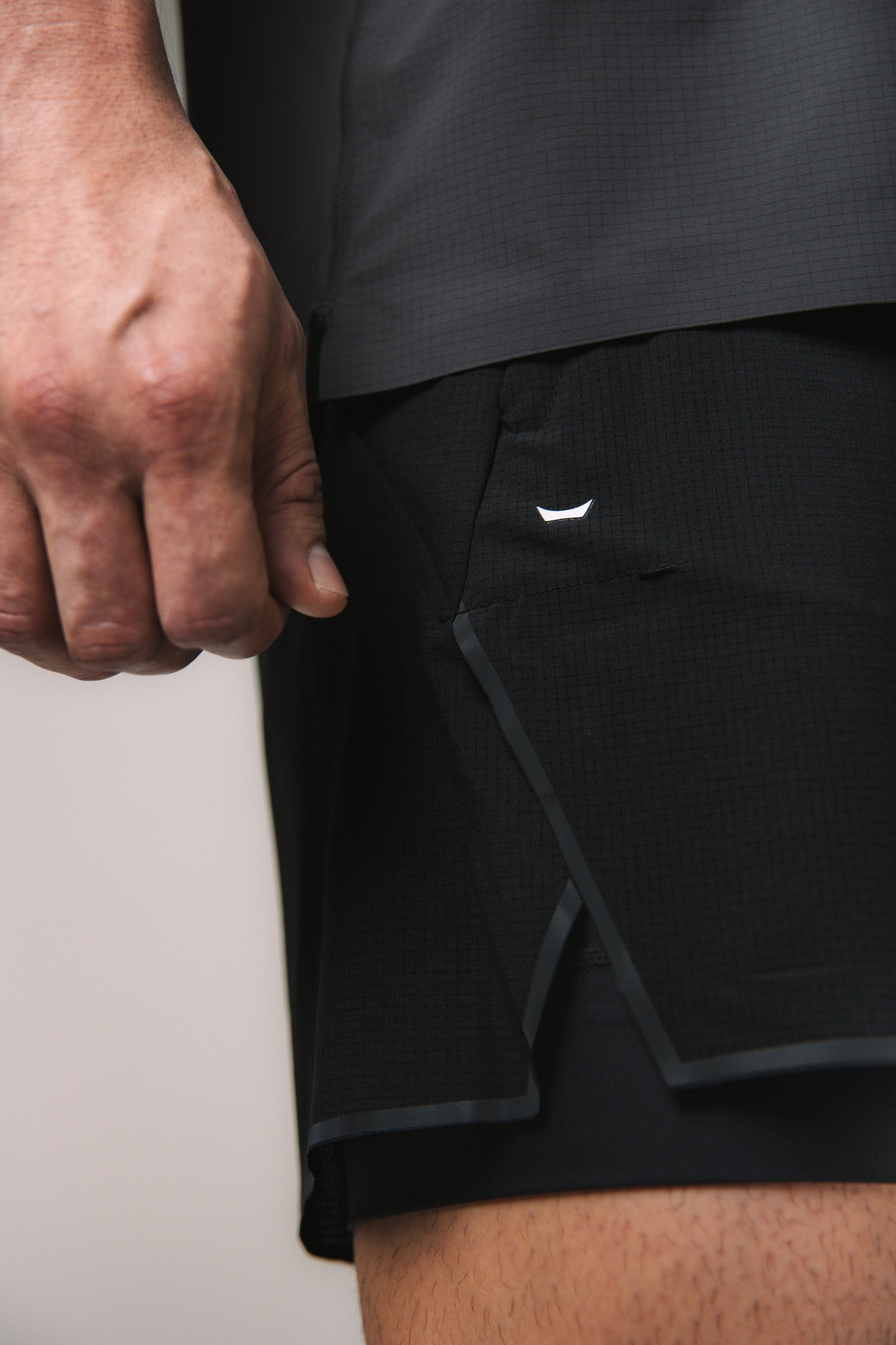 AirGrid Liner Short - Black