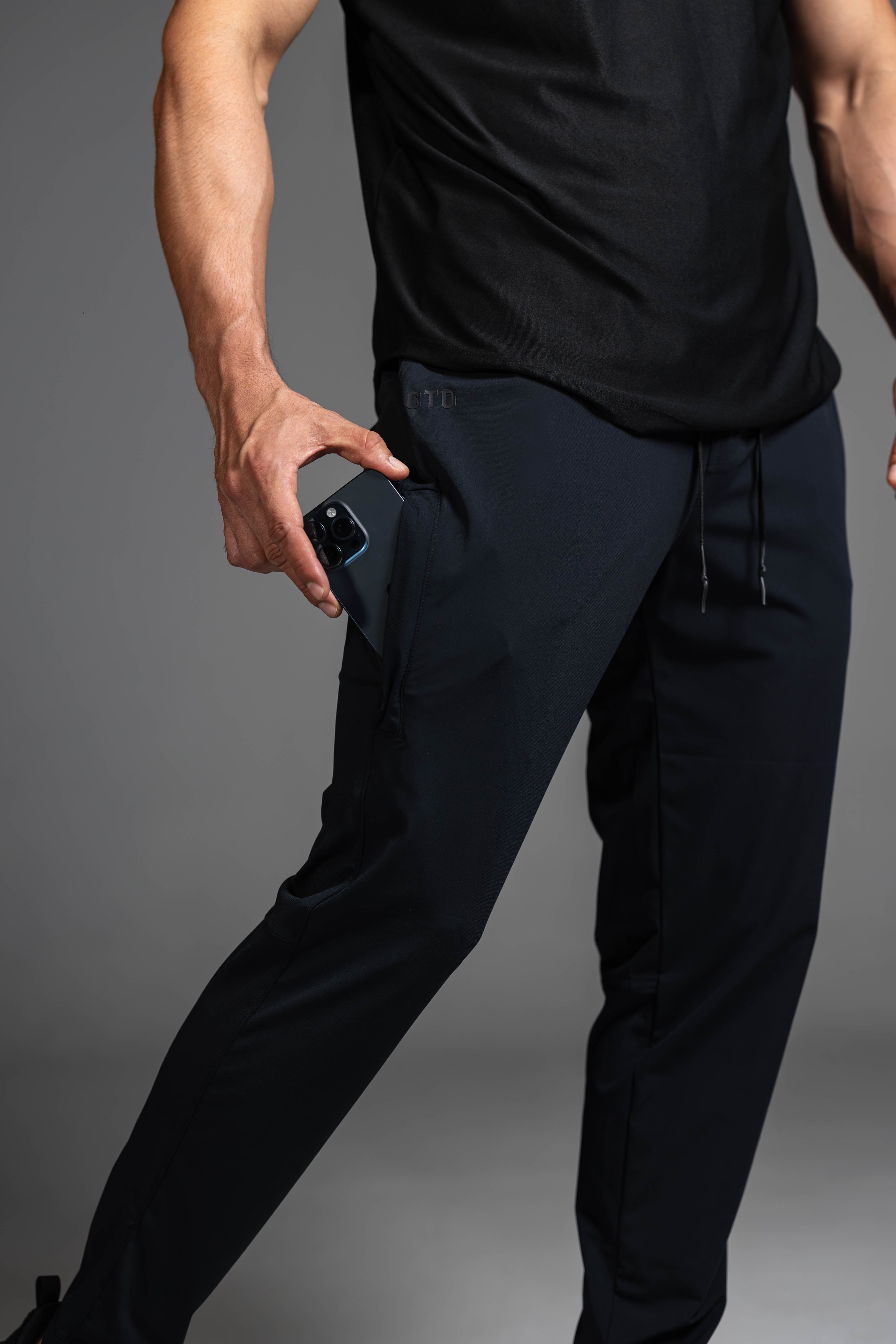 Motion-Flex Joggers V2 - Black