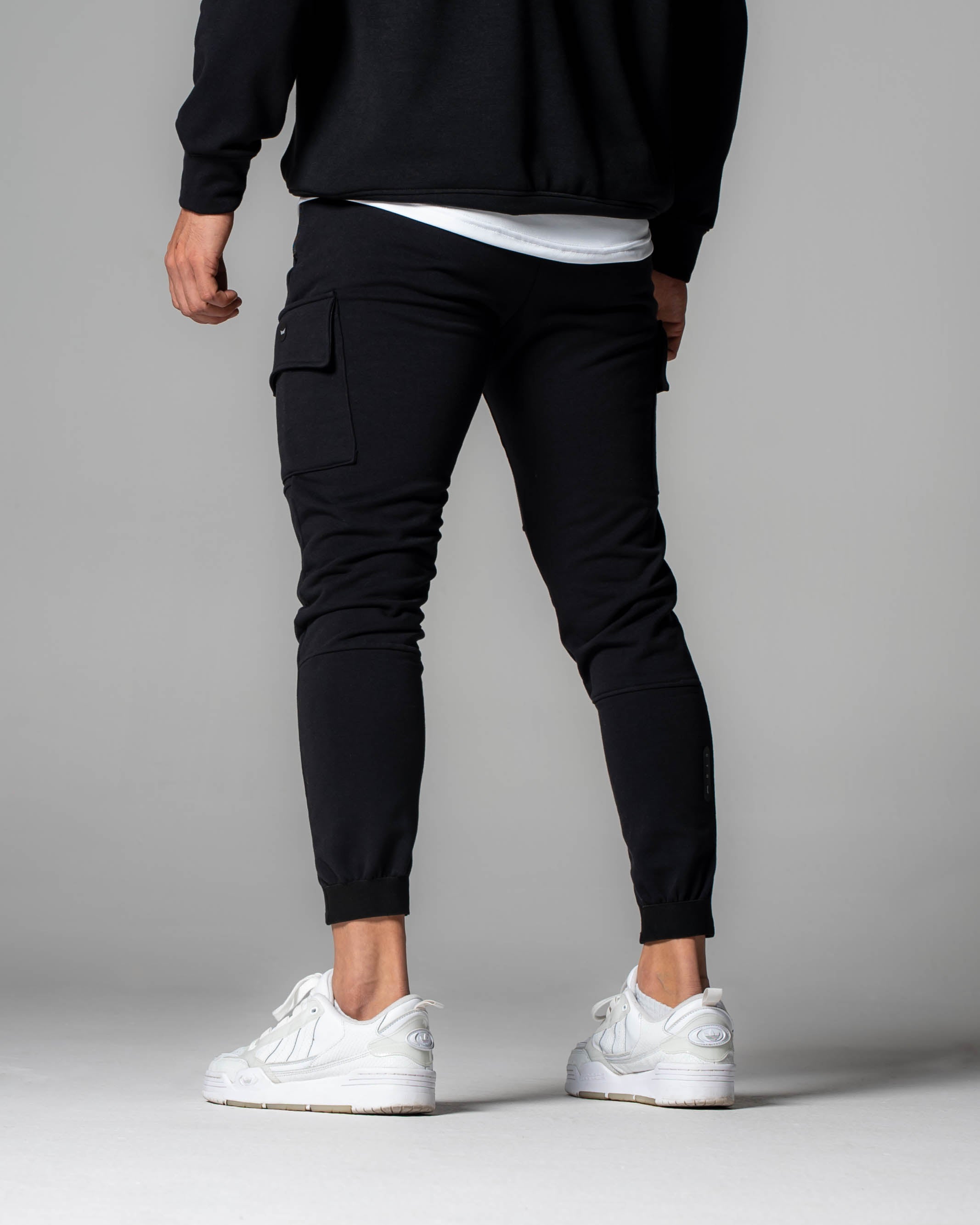 Cargo Cuffed Fleece Jogger - Black