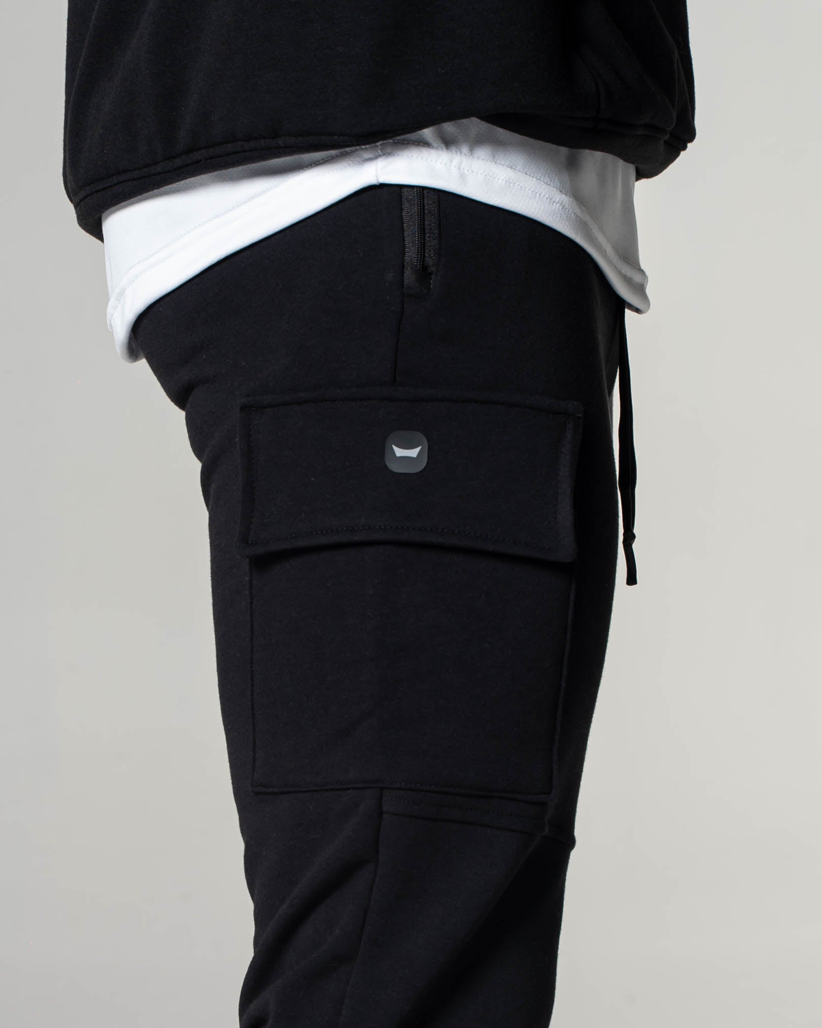 Cargo Cuffed Fleece Jogger - Black